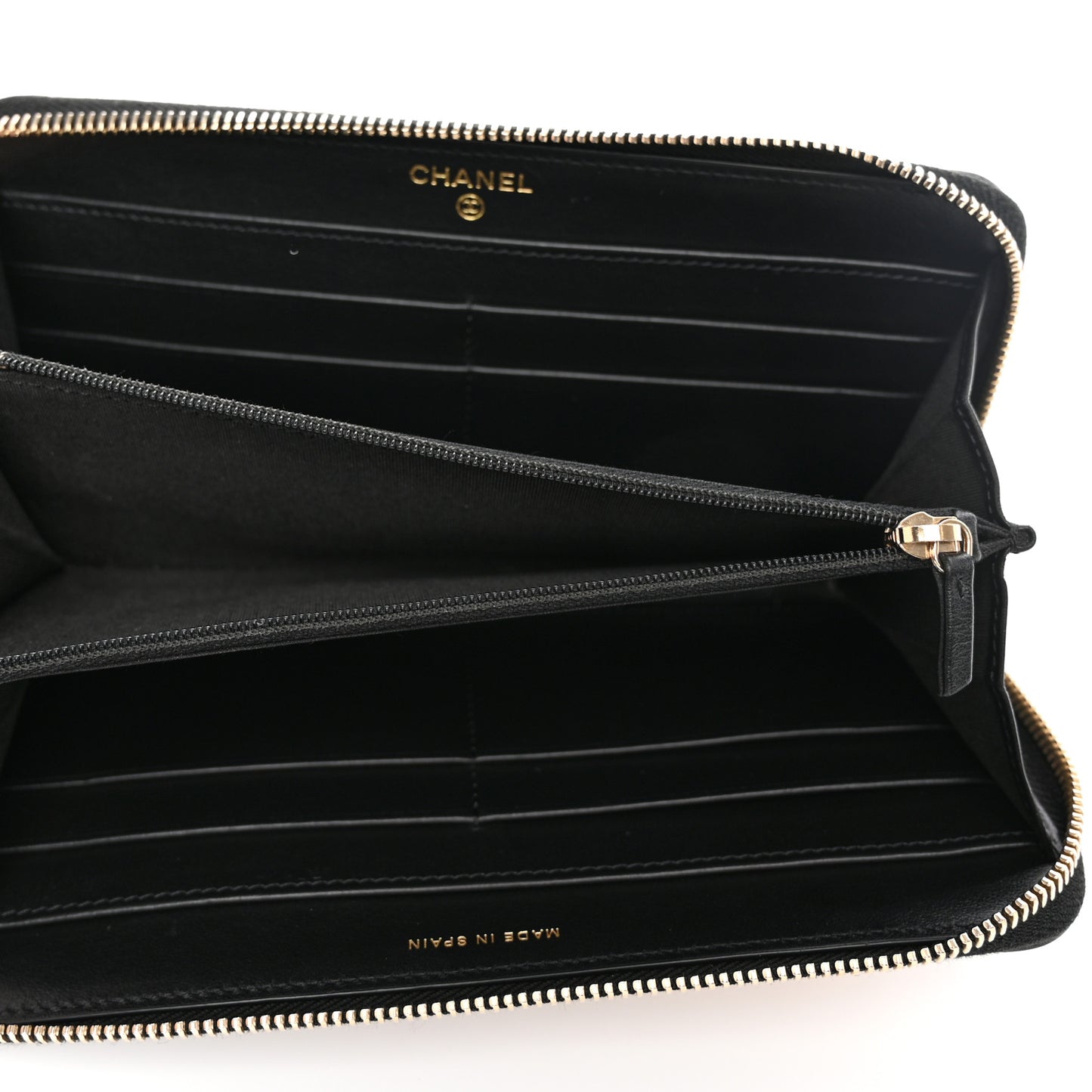 Caviar Quilted Filigree Zip Around Wallet Beige Black