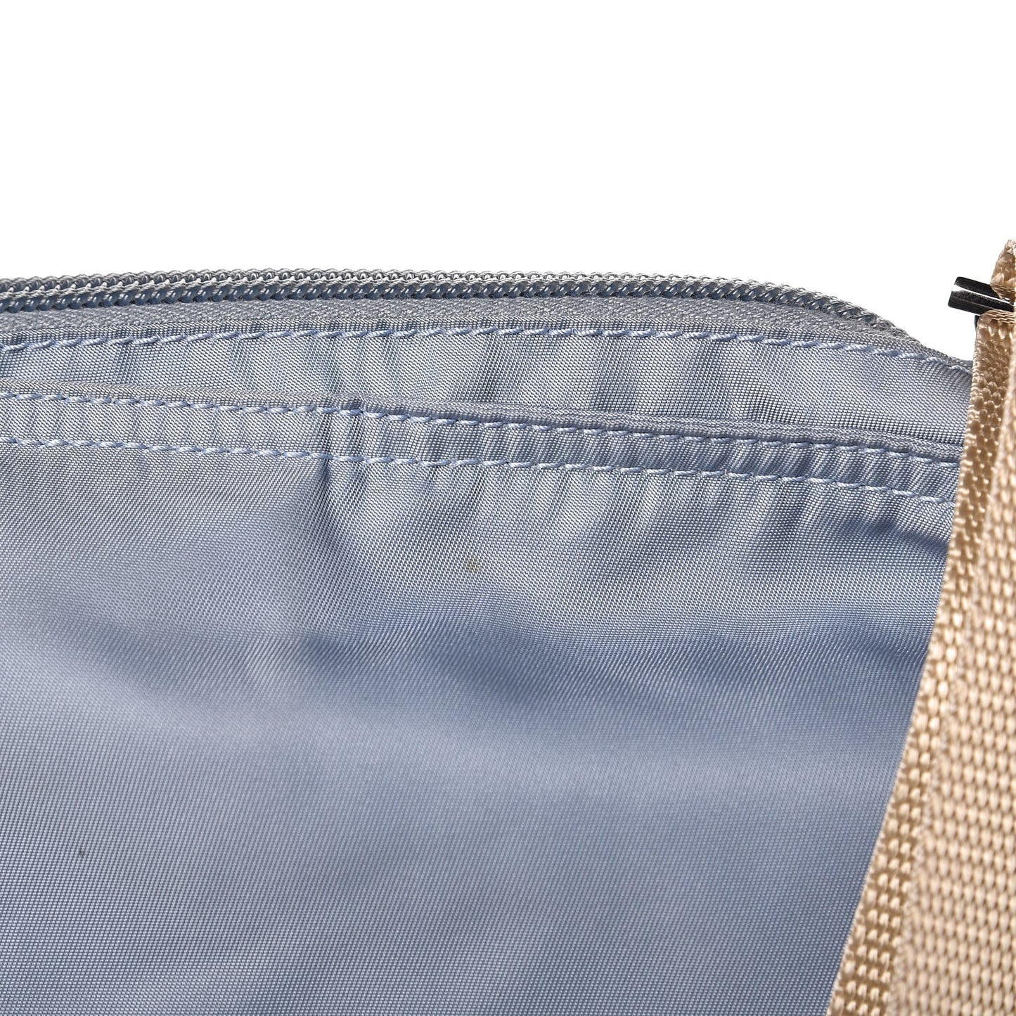 Nylon Vela Sport Flat Messenger Bag Pervinca