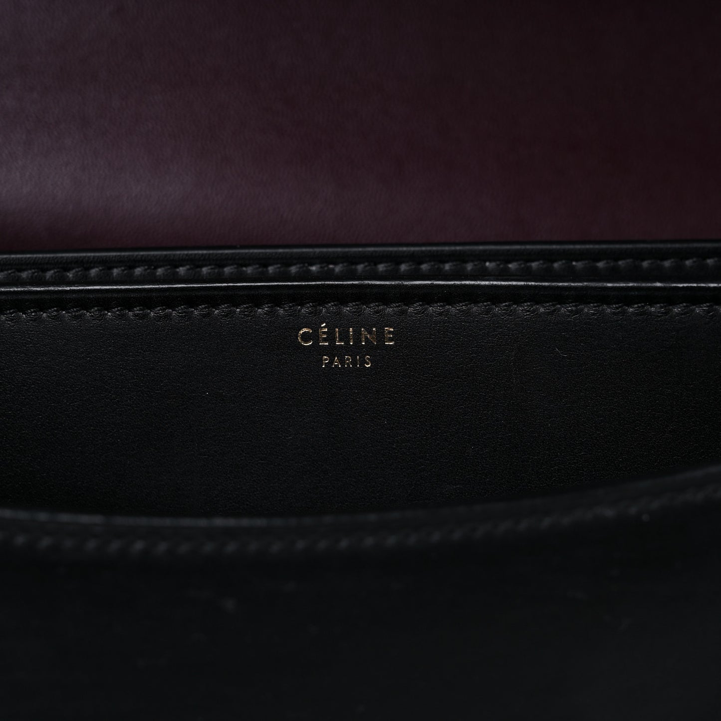 Smooth Calfskin Large Case Chain Flap Black