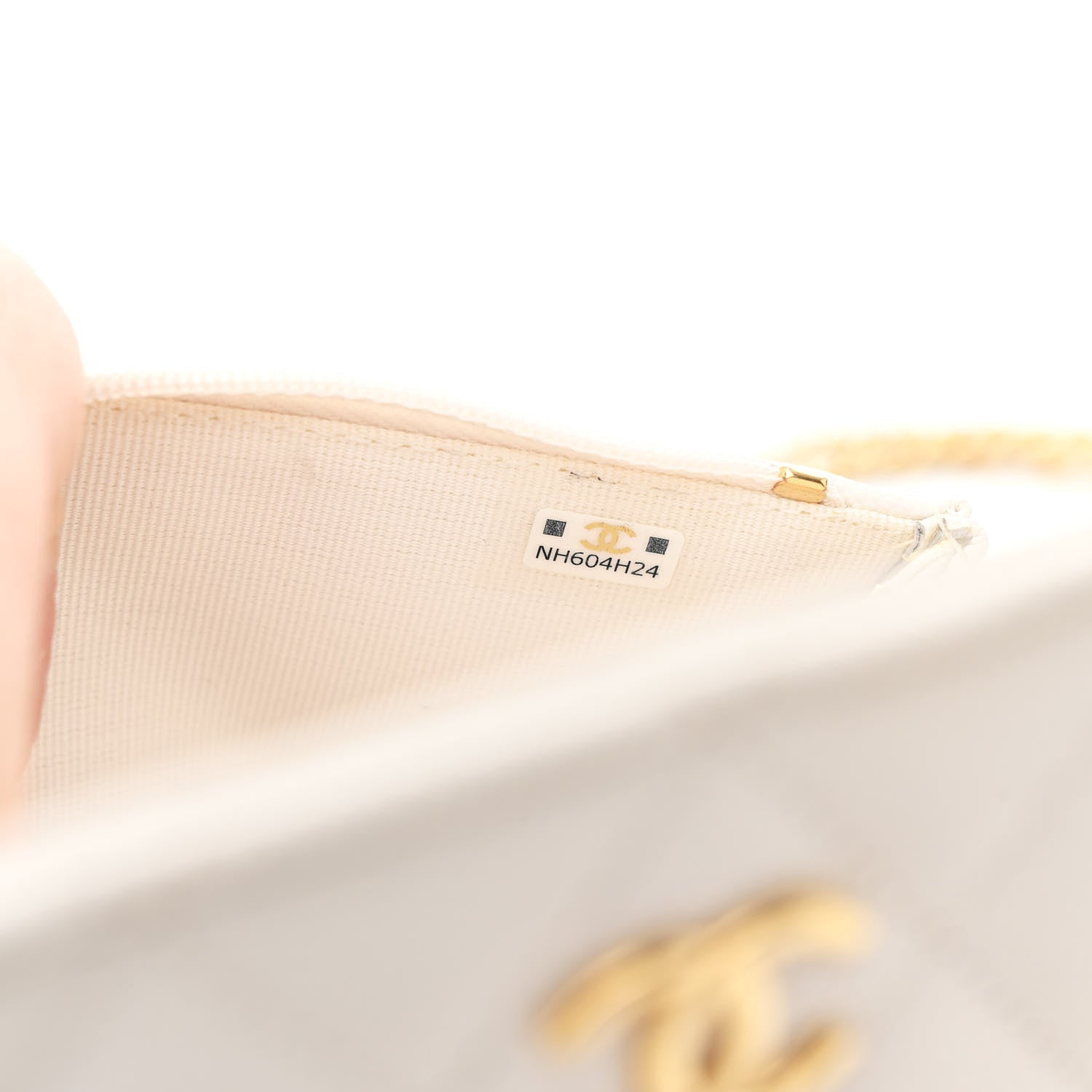 Chanel Caviar Quilted Enamel Coco Casino Flap Phone Holder With Chain White 8 of 12