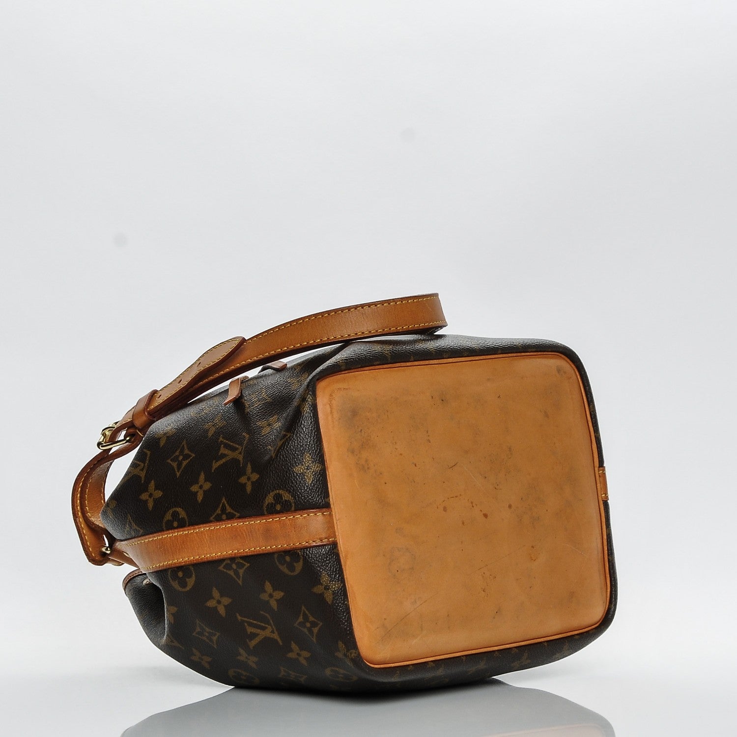 Louis Vuitton Monogram Petit Noe 4 of 10