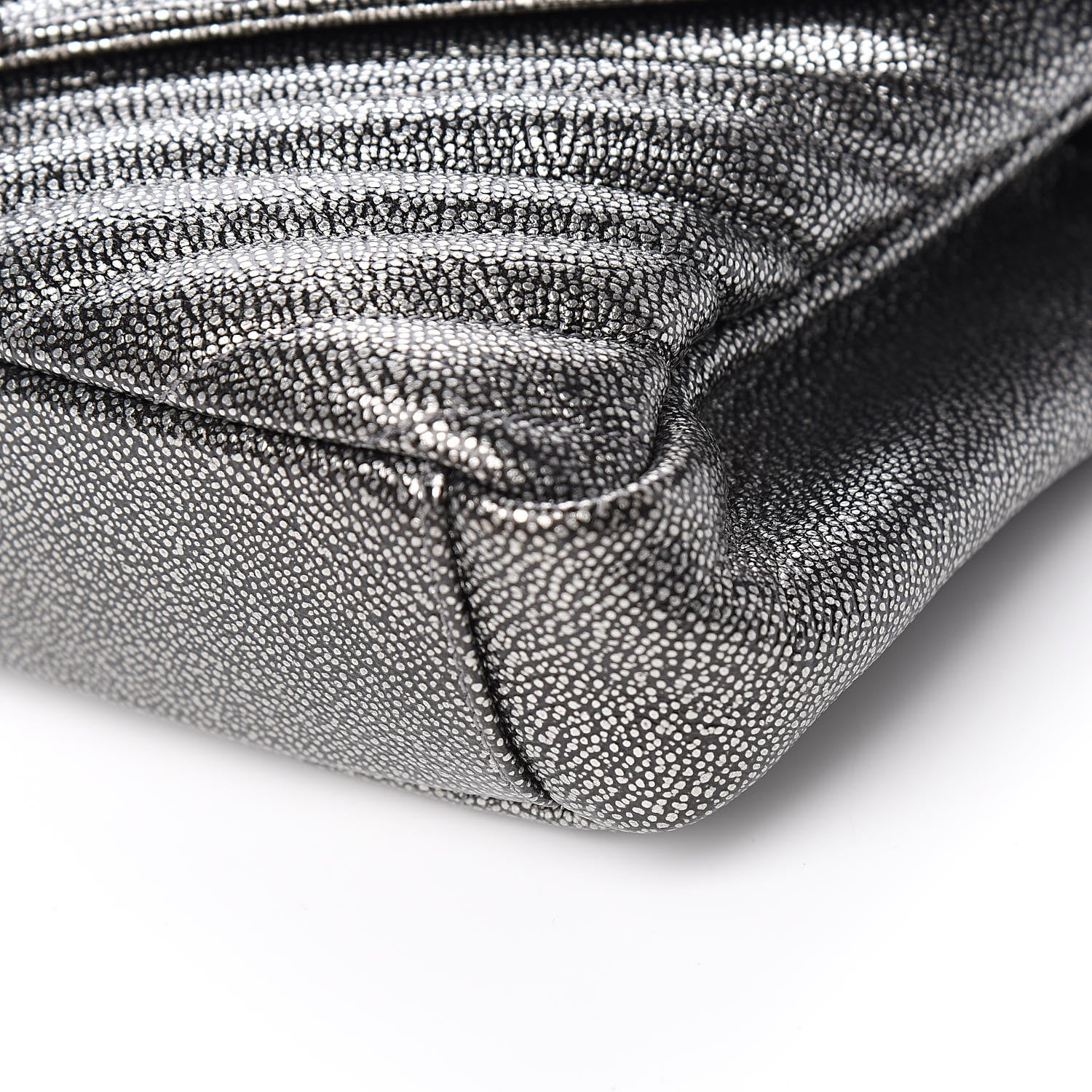 Saint Laurent Metallic Grain De Poudre Matelasse Chevron Monogram Medium College Bag Gunmetal 9 of 10