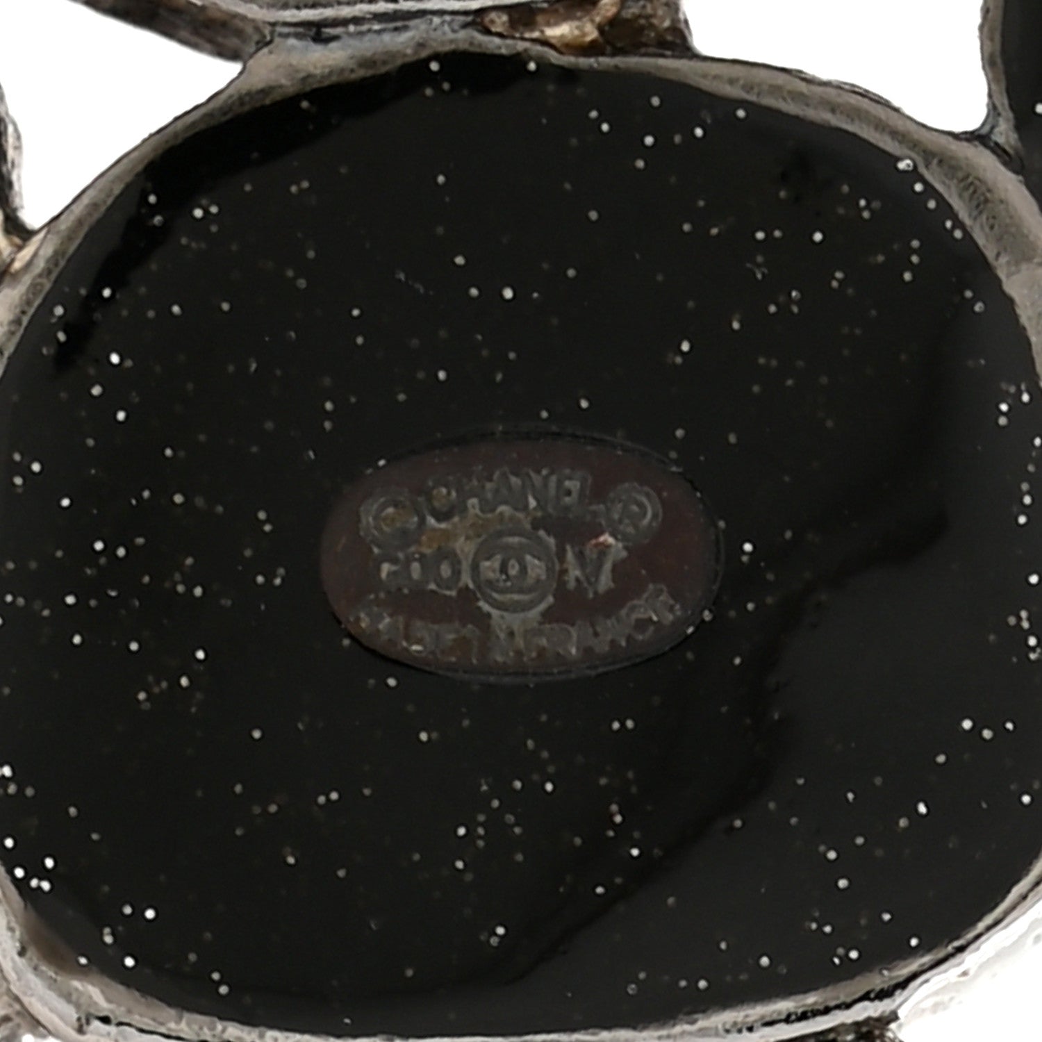 Chanel Ruthenium Glitter Enamel CC Brooch 3 of 4