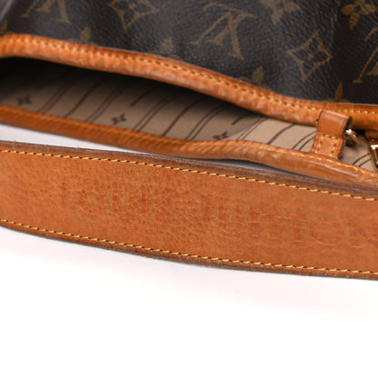 Louis Vuitton Monogram Delightful GM 16 of 16