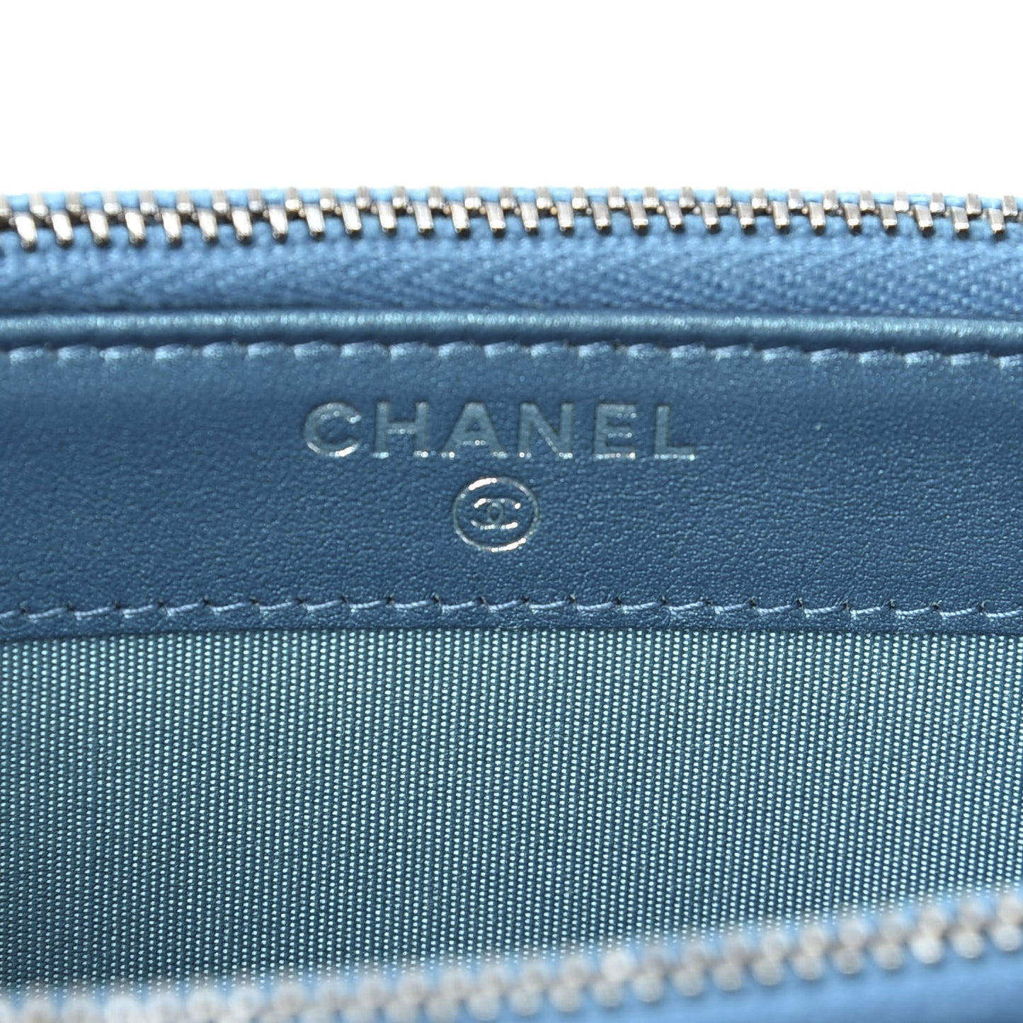 Metallic Caviar Quilted Small Boy Clutch With Chain Turquoise