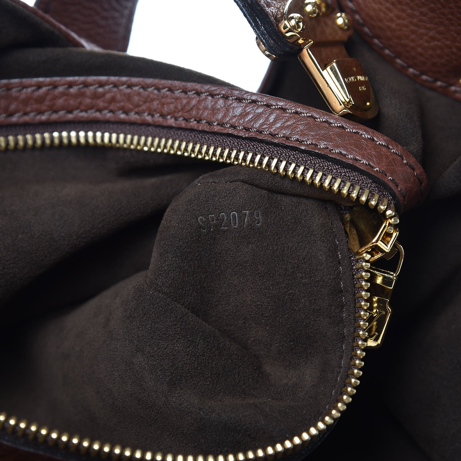 Louis Vuitton Mahina L Acajou 7 of 9