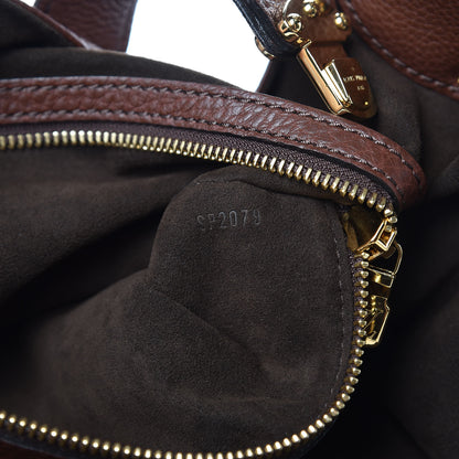 Louis Vuitton Mahina L Acajou 7 of 9