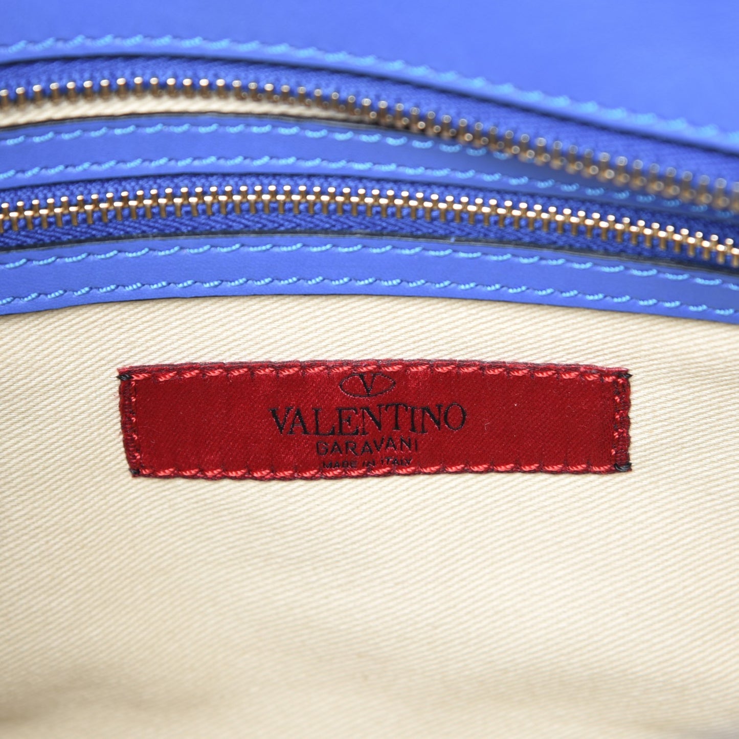 Vitello Small Rockstud Double Handle Tote Light Sapphire