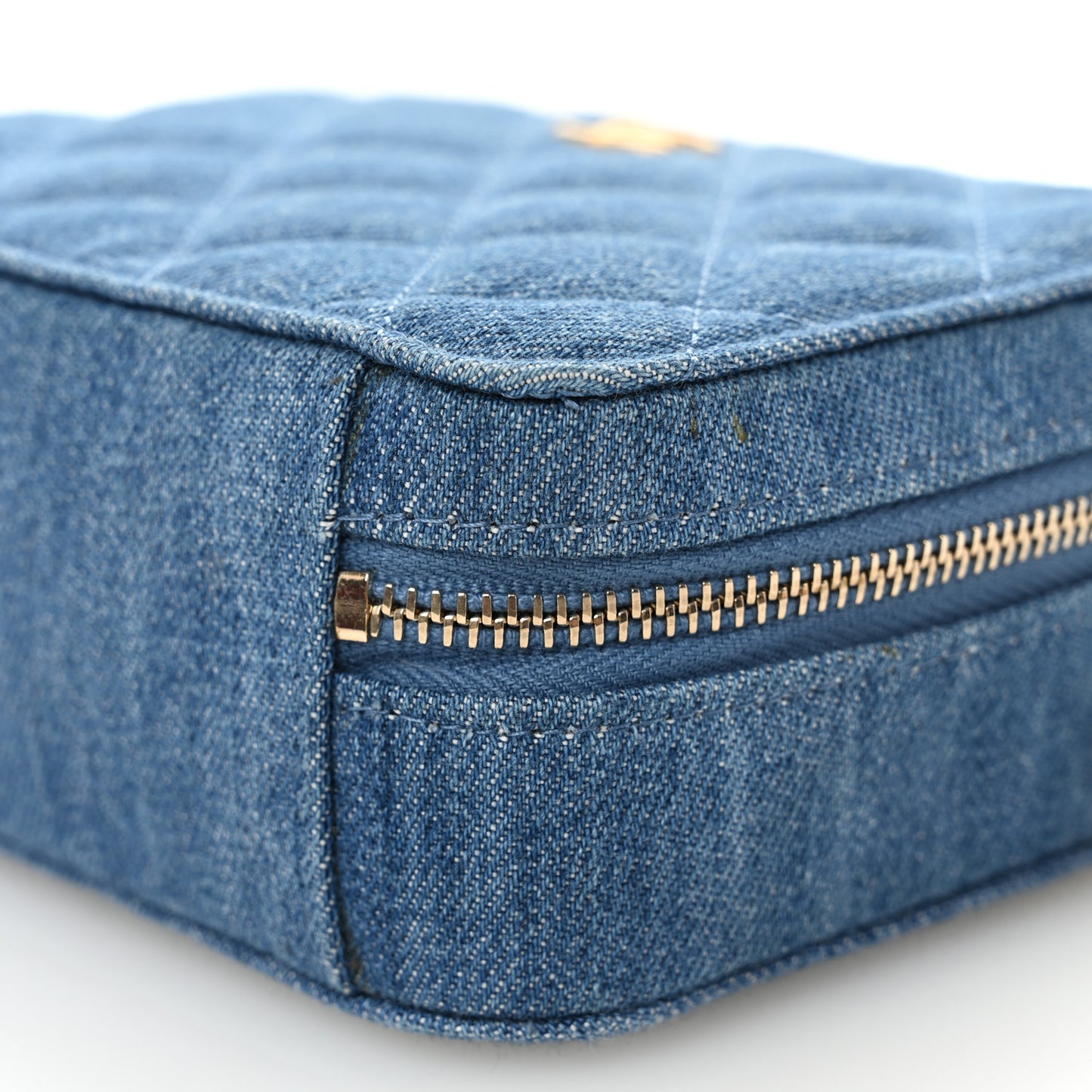 Denim Quilted CC Pearl Crush Camera Case Blue