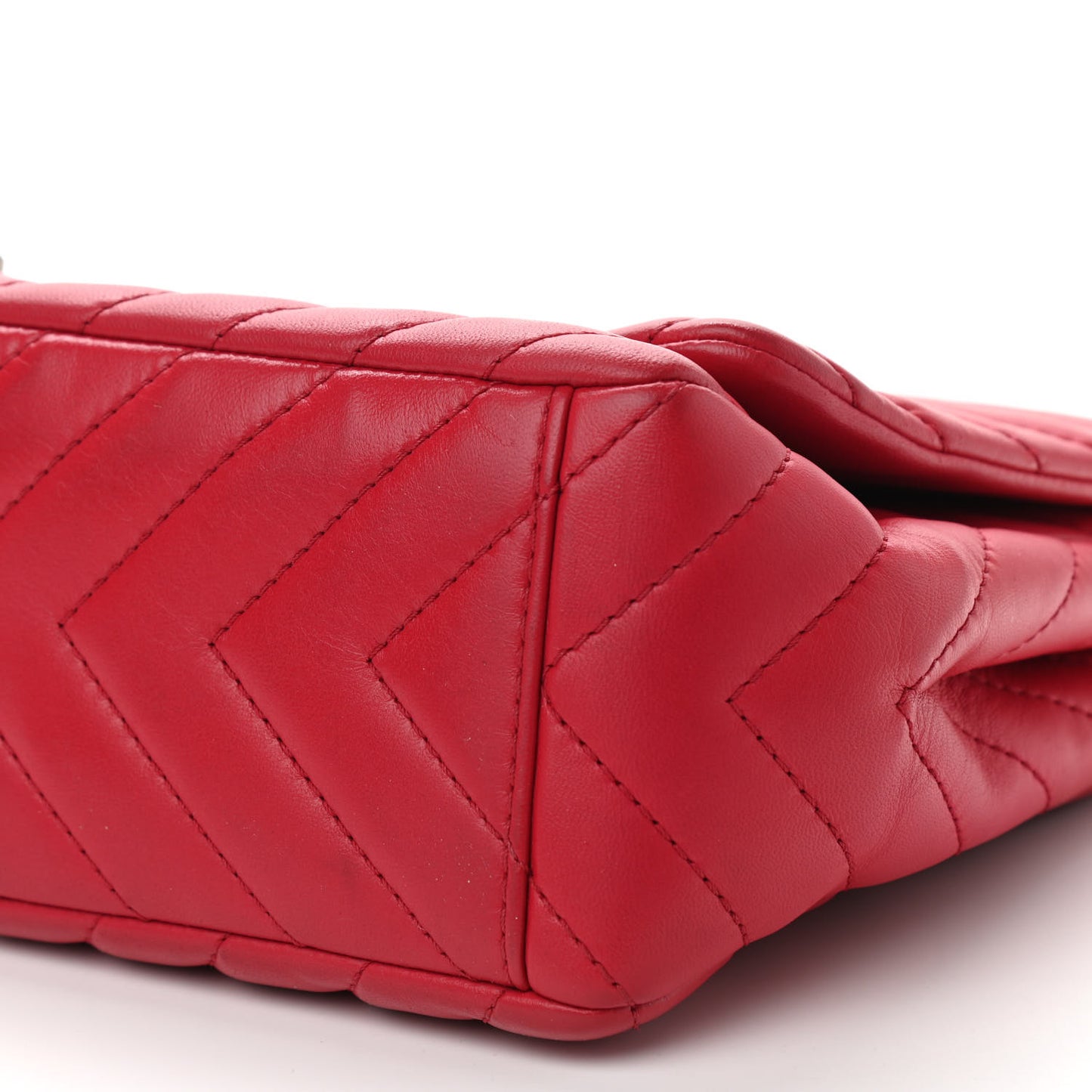 Lambskin Chevron Quilted Maxi Single Flap Red