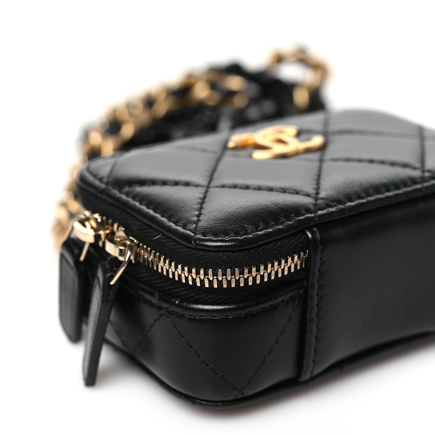 Lambskin Quilted Mini Lacquered Chain Clutch Black