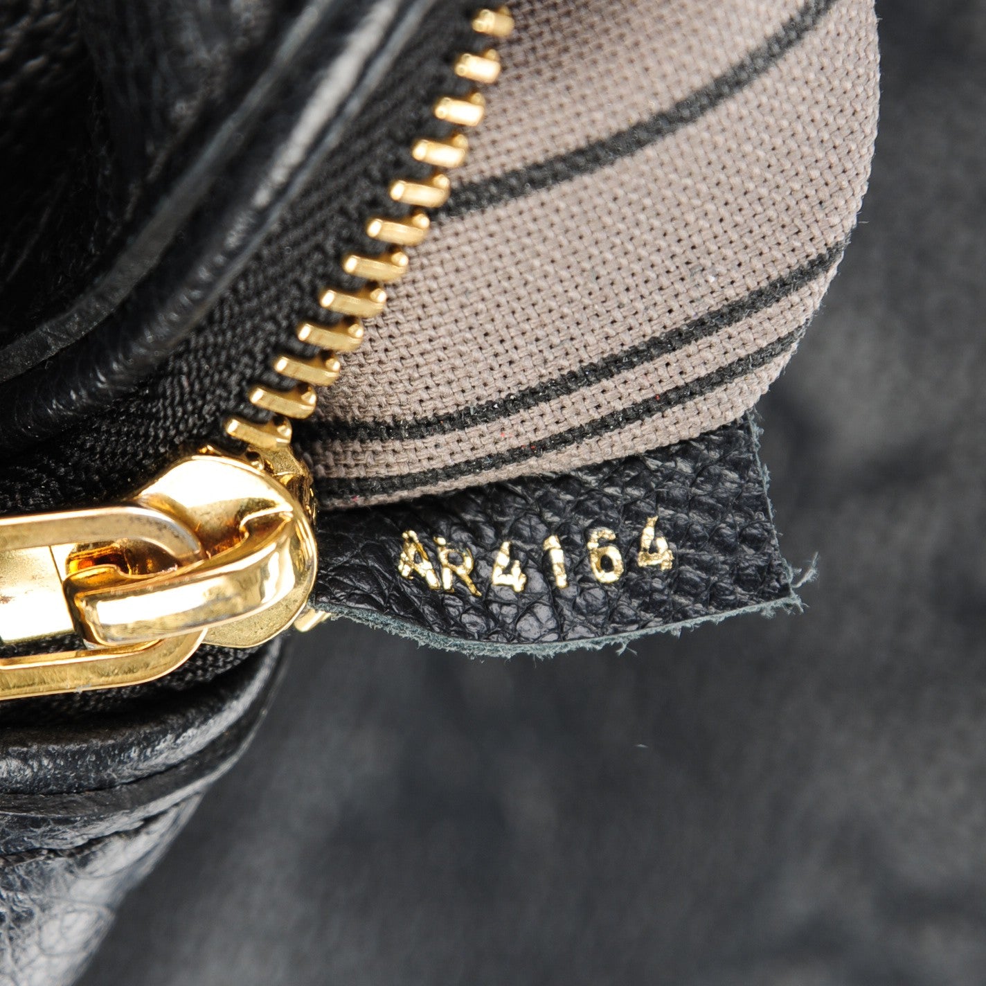 Empreinte Bastille MM Black
