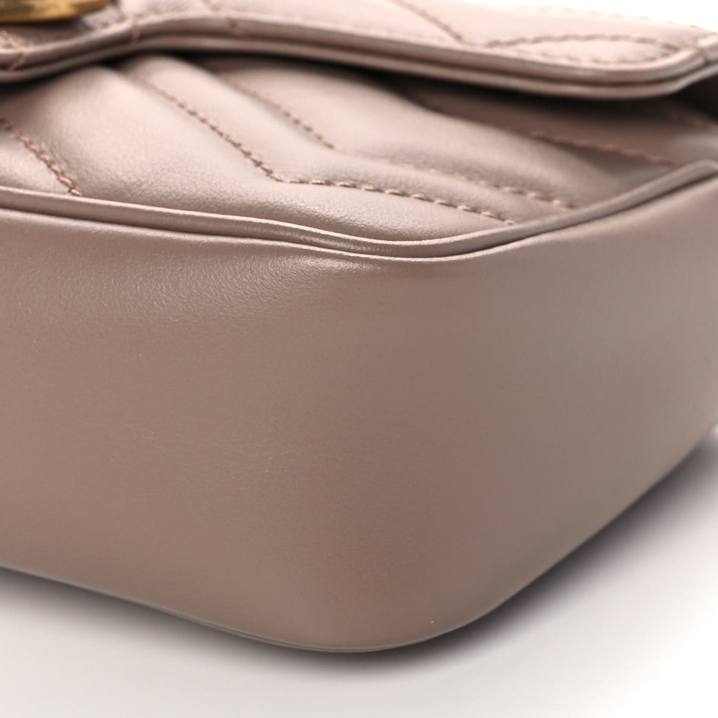 Calfskin Matelasse Super Mini GG Marmont Shoulder Bag Porcelain Rose