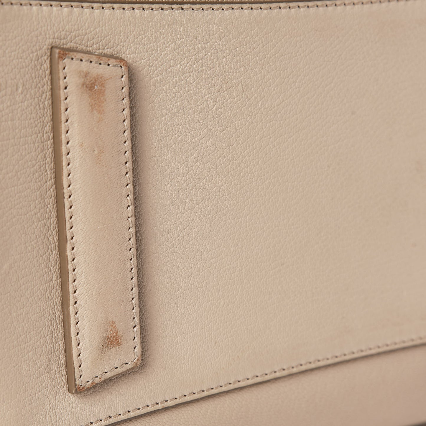 Sugar Goatskin Medium Antigona Nude Pink