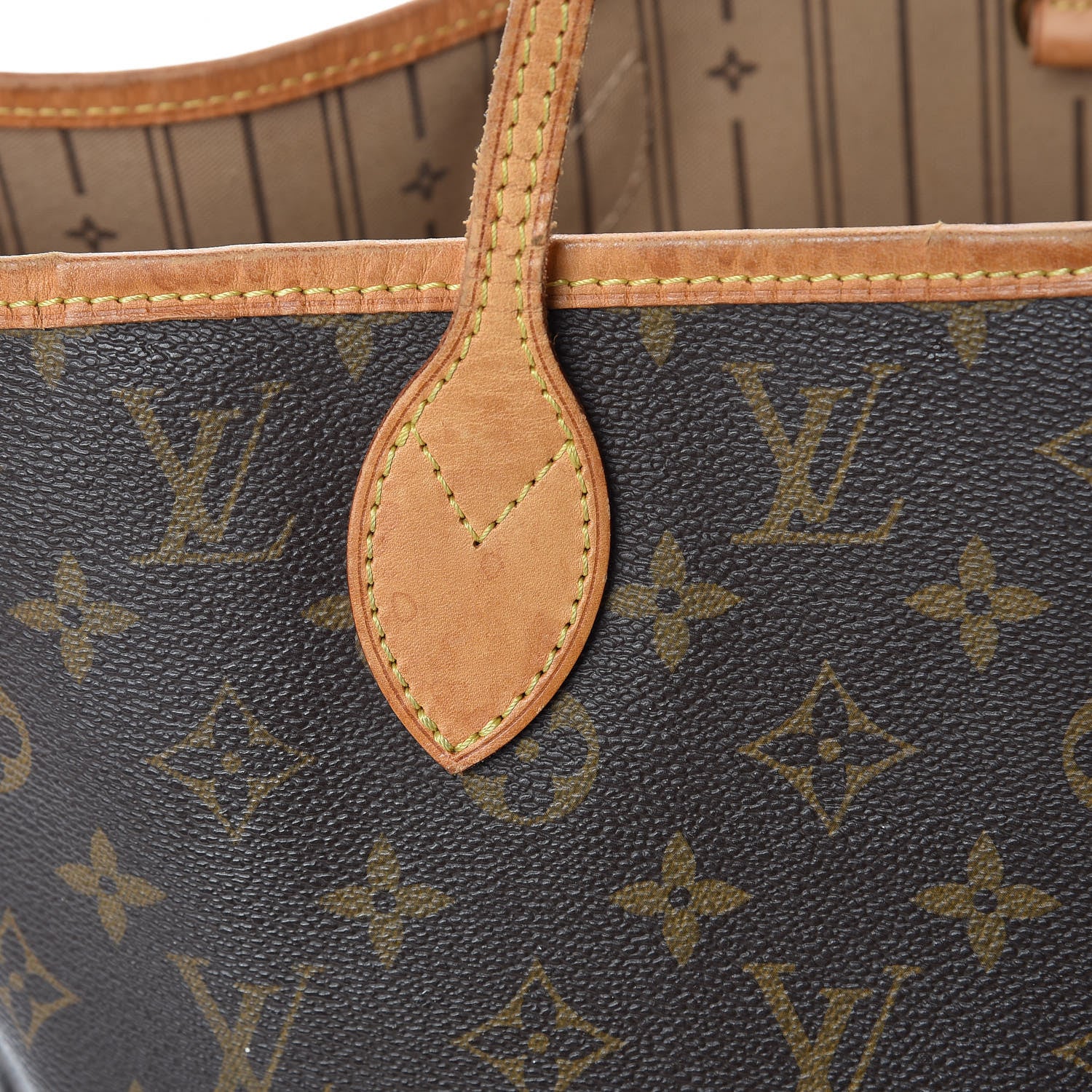 Louis Vuitton Monogram Neverfull MM 19 of 34
