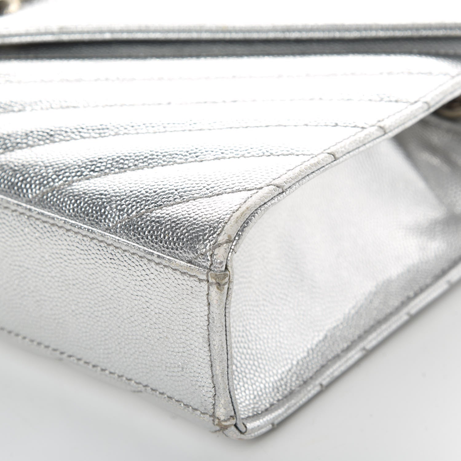 Saint Laurent Metallic Grain De Poudre Matelasse Chevron Medium Monogram Satchel Silver 10 of 17