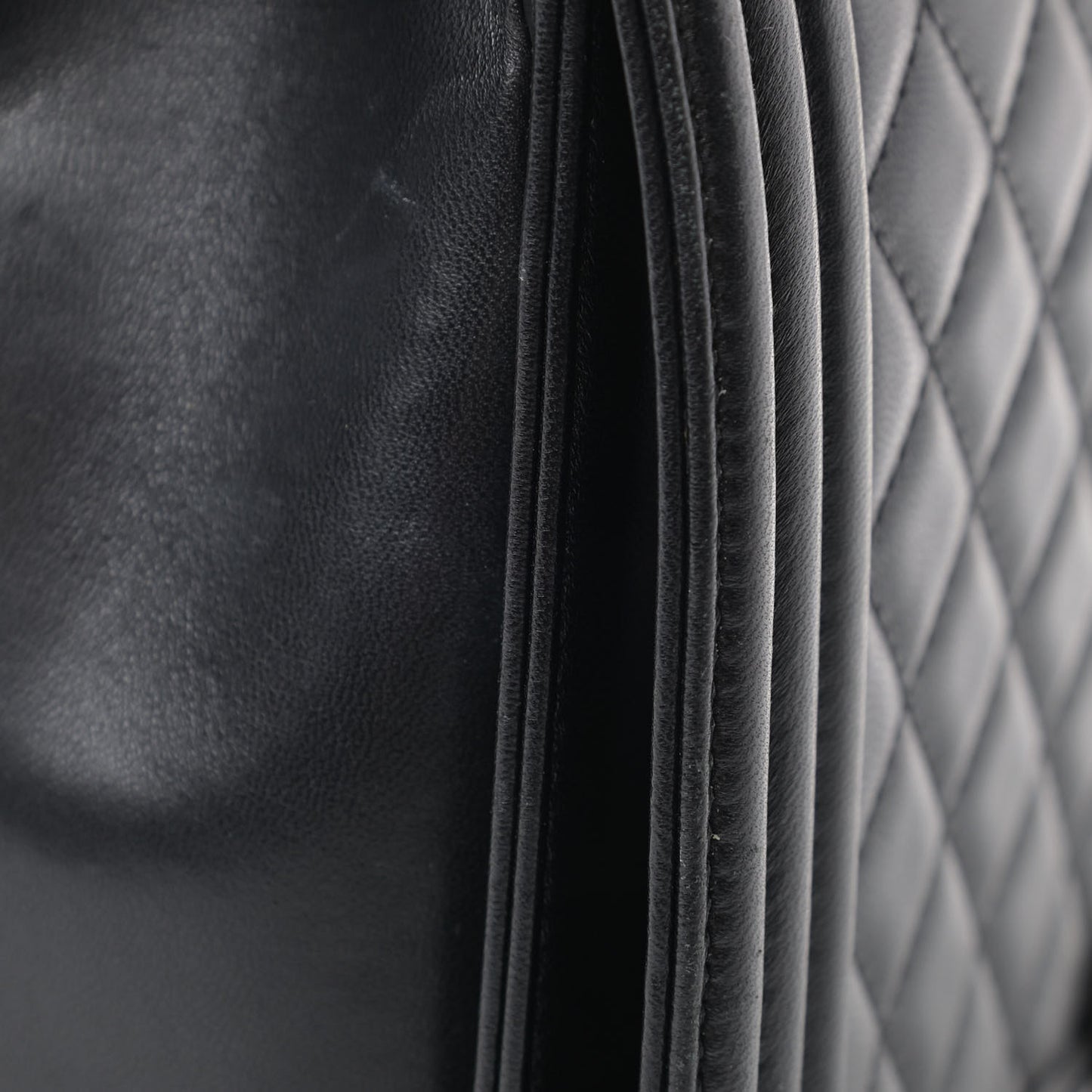 Lambskin Quilted New Medium Boy Flap Black
