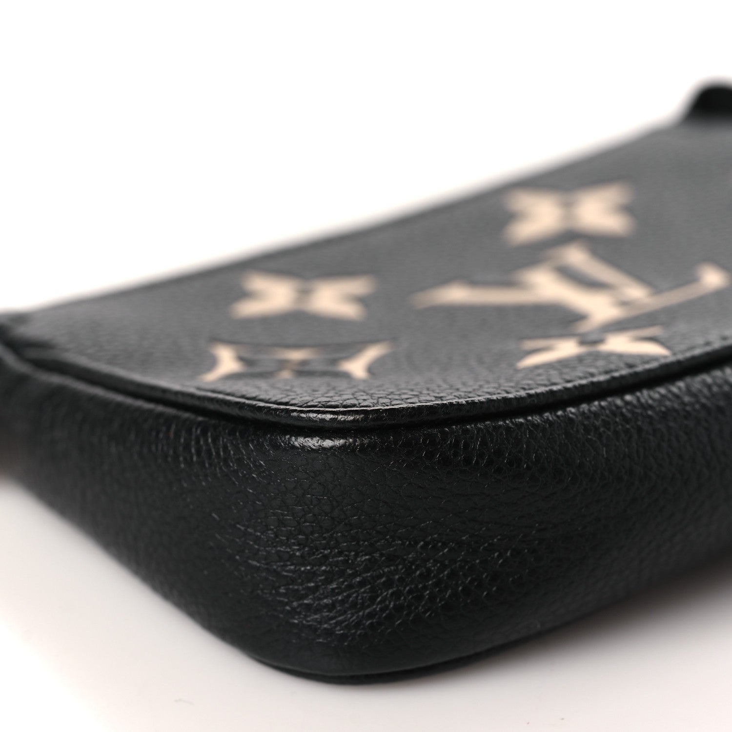 Louis Vuitton Empreinte Monogram Giant Mini Pochette Accessories Black 6 of 7