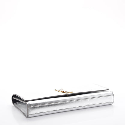 Saint Laurent Metallic Calfskin Classic Monogram Cassandre Clutch Argento 4 of 11