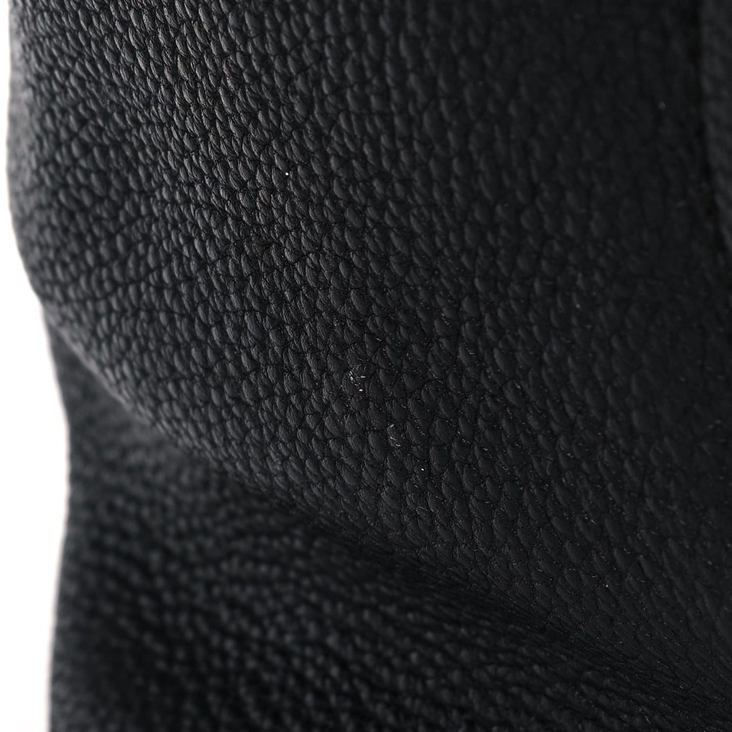 Pebbled Calfskin Large Soho Hobo Black