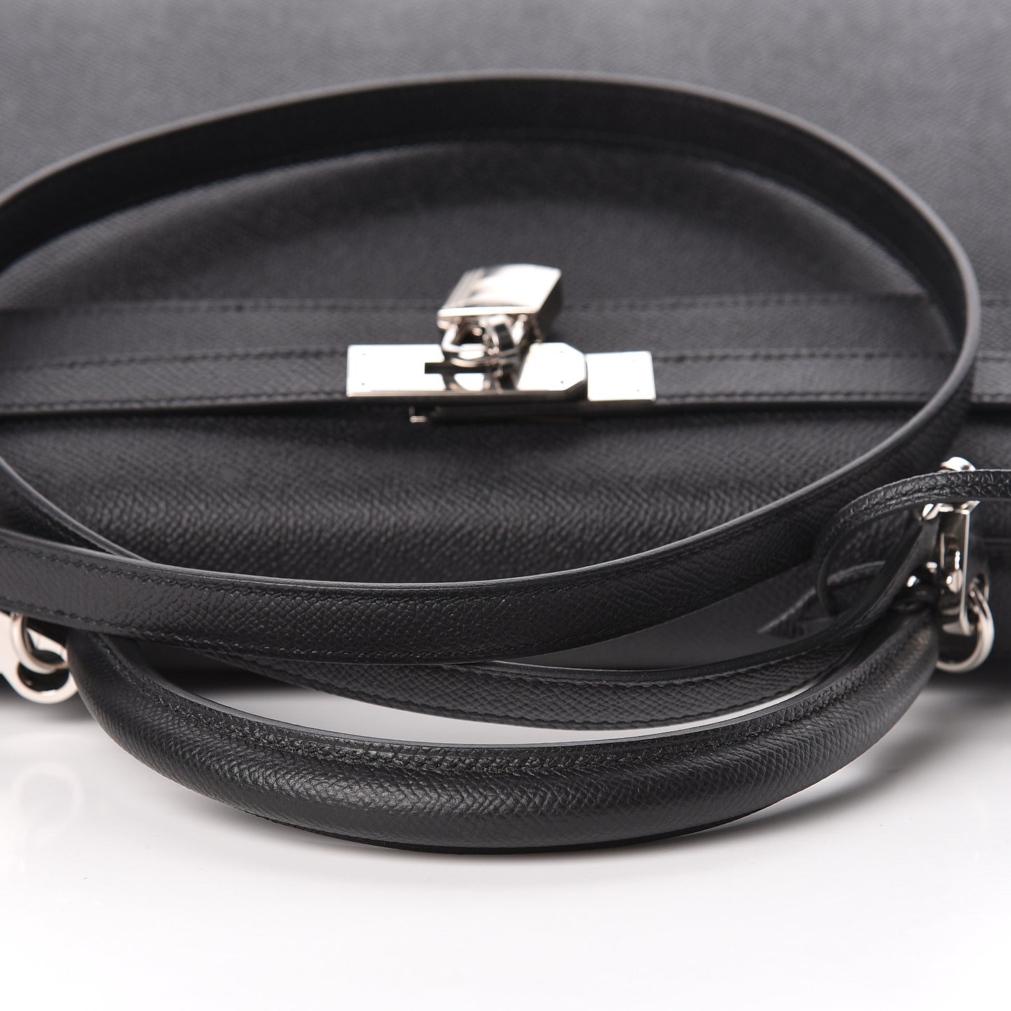 Epsom Kelly Sellier 32 Black
