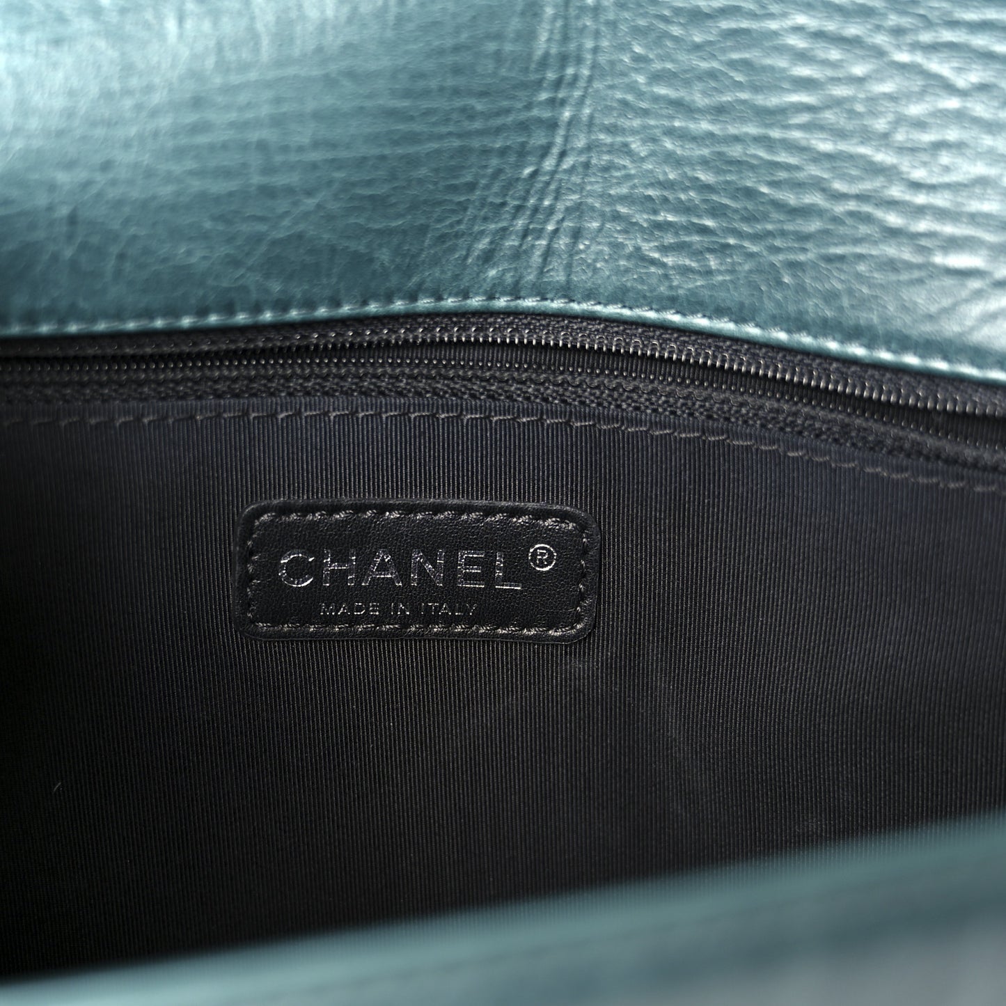 Calfskin Quilted Double Stitch Large Boy Flap Green