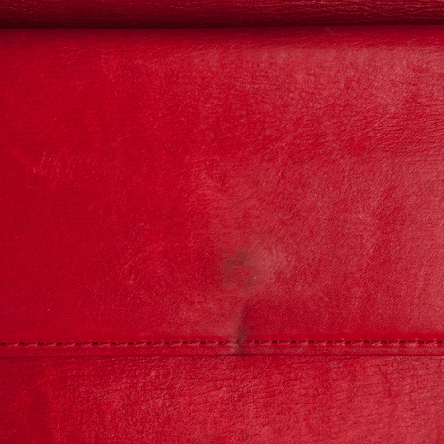 Epi Porte Tresor International Wallet Castillan Red