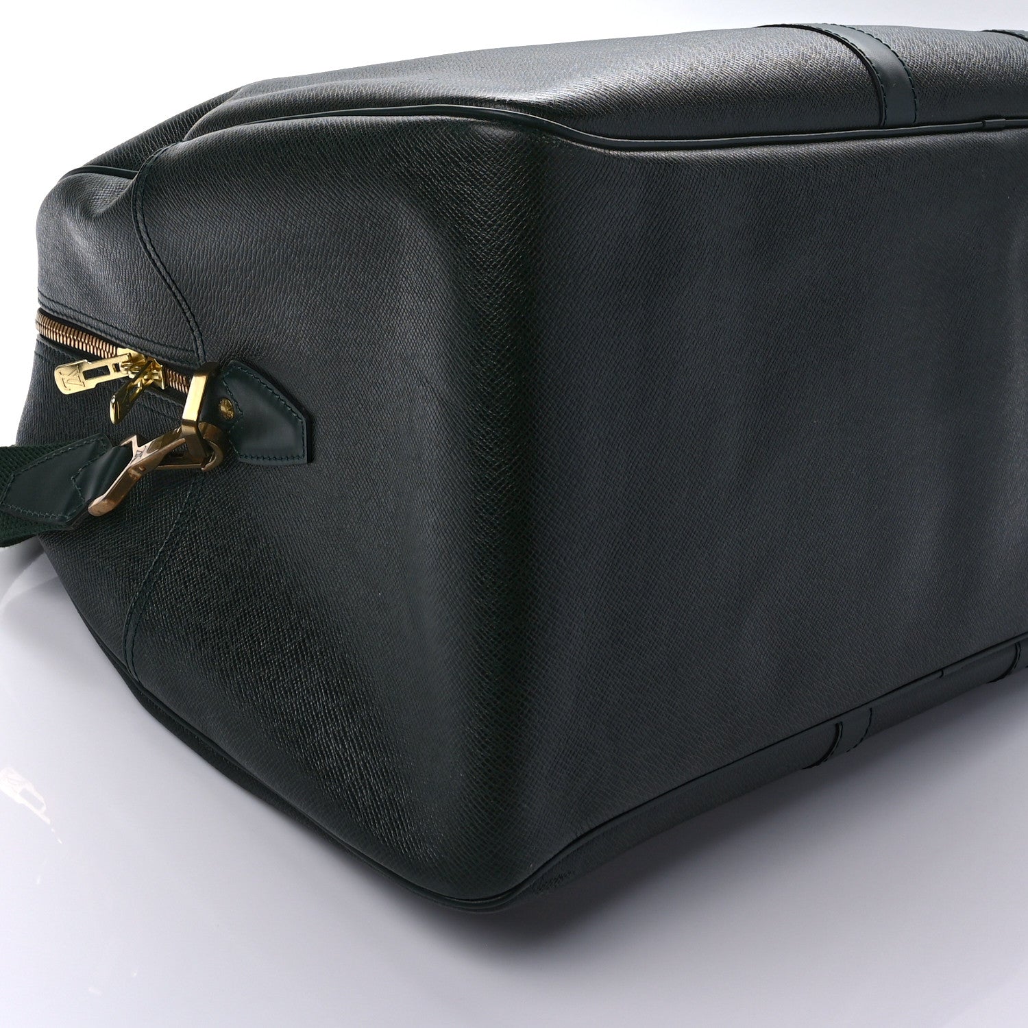 Louis Vuitton Taiga Kendall GM Epicea 7 of 8