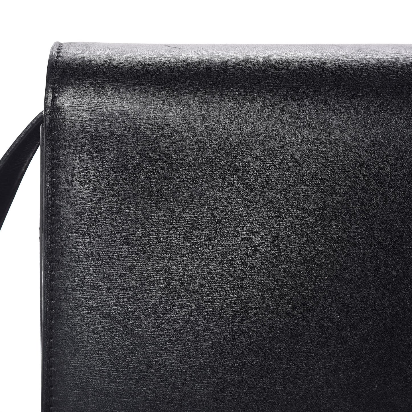 Box Calfskin Medium Classic Box Flap Bag Black