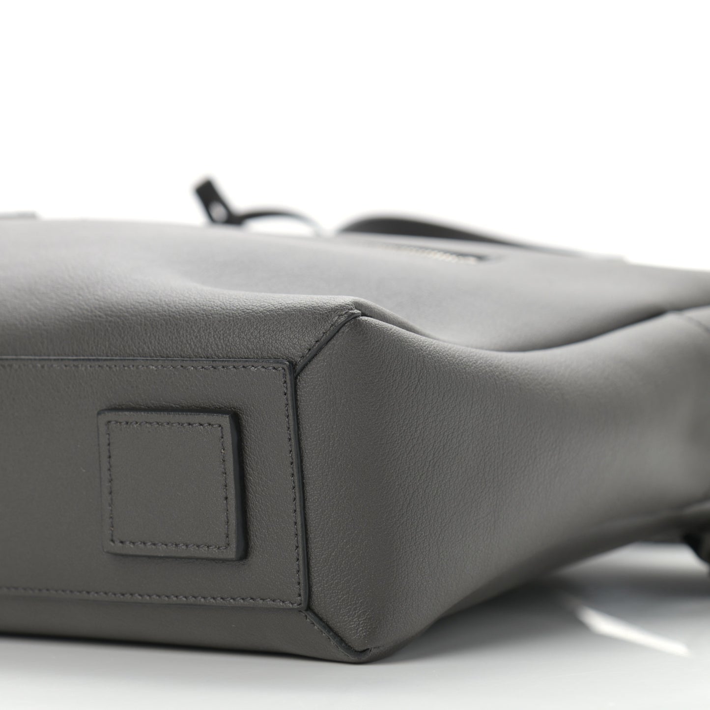 Calfskin Bold Briefcase Grey