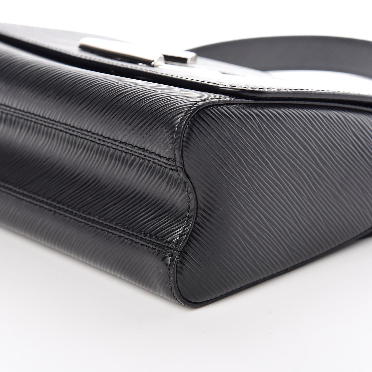 Epi Twist Shoulder Bag MM Black