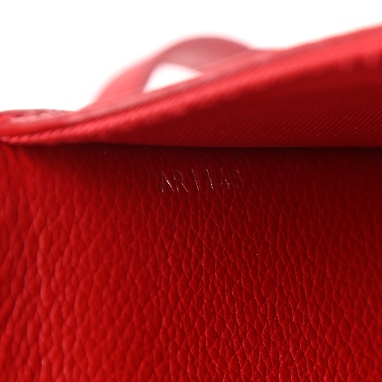 Calfskin Lockme II Chain Bag BB Rubis