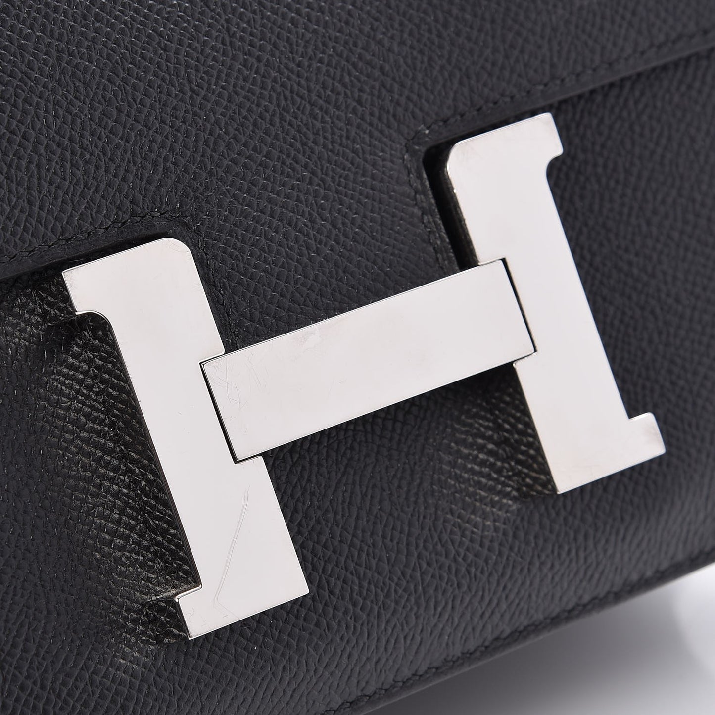 Epsom Constance 24 Black