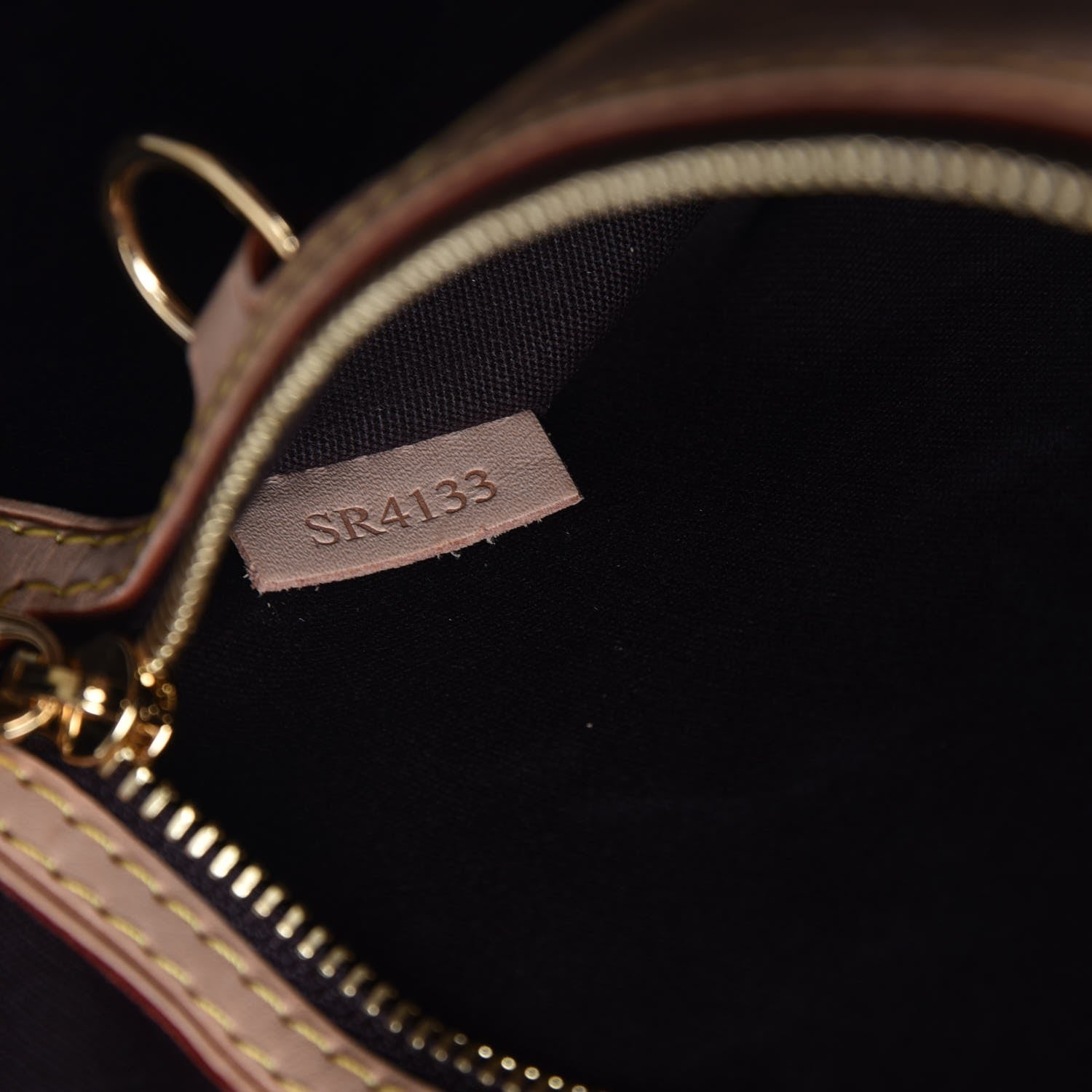 Louis Vuitton Vernis Brea MM Amarante 8 of 8