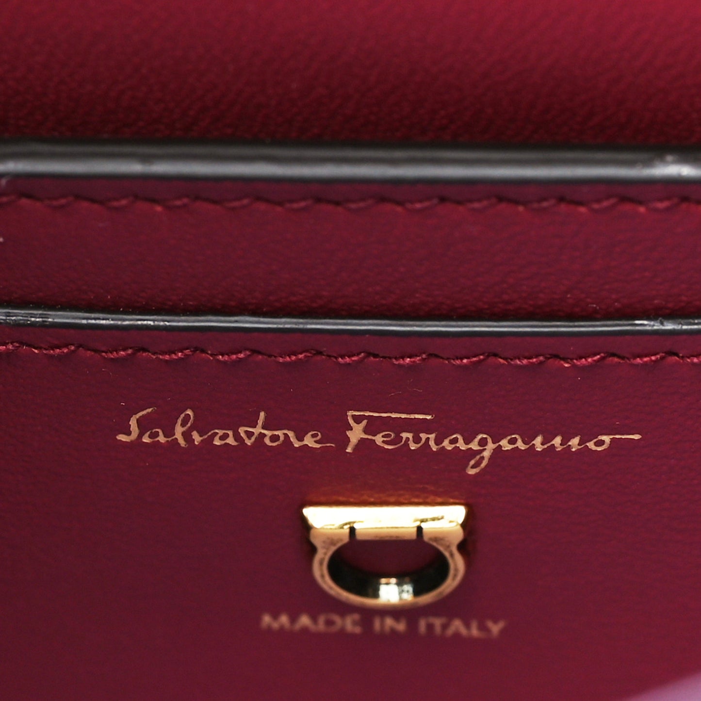 Calfskin Trifolio Box Bag Melagrana