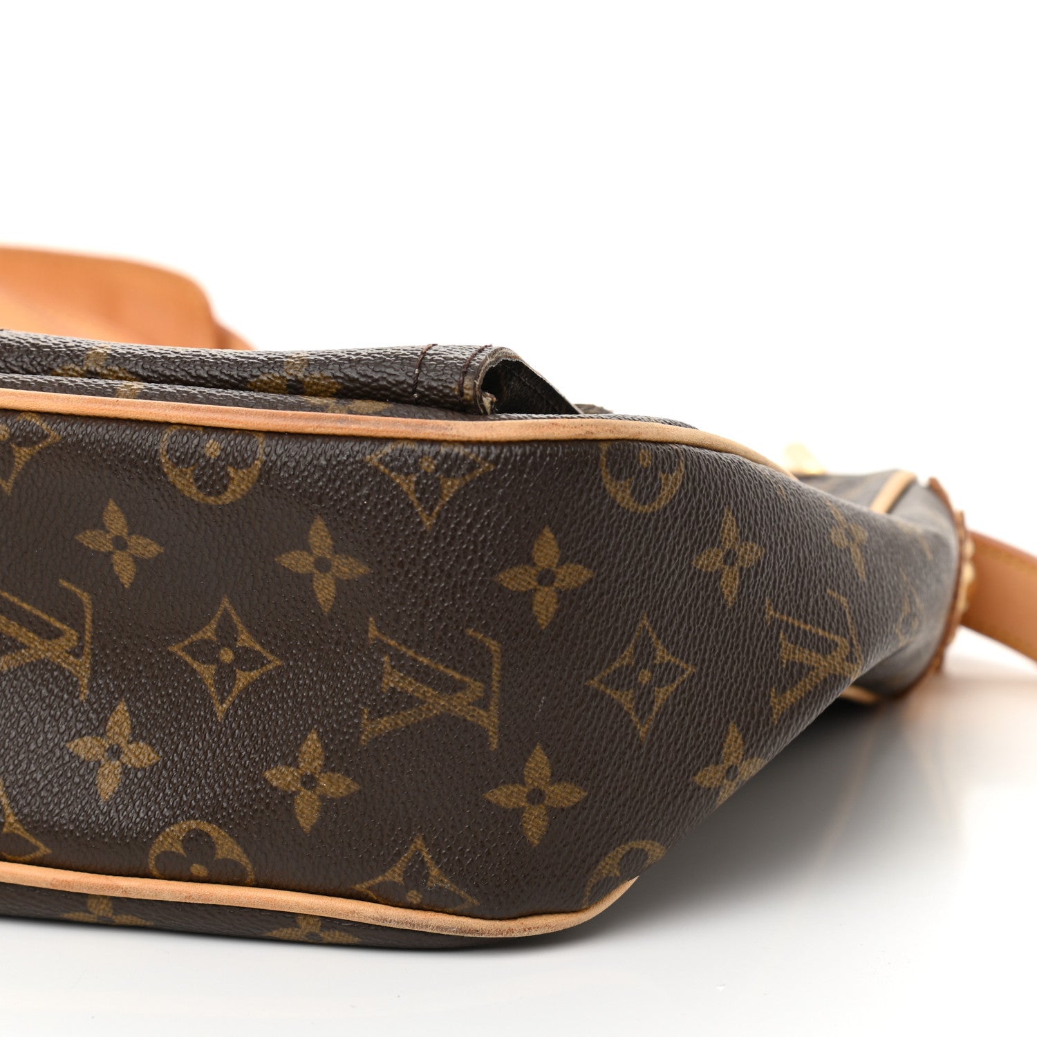 Louis Vuitton Monogram Hudson GM 9 of 12