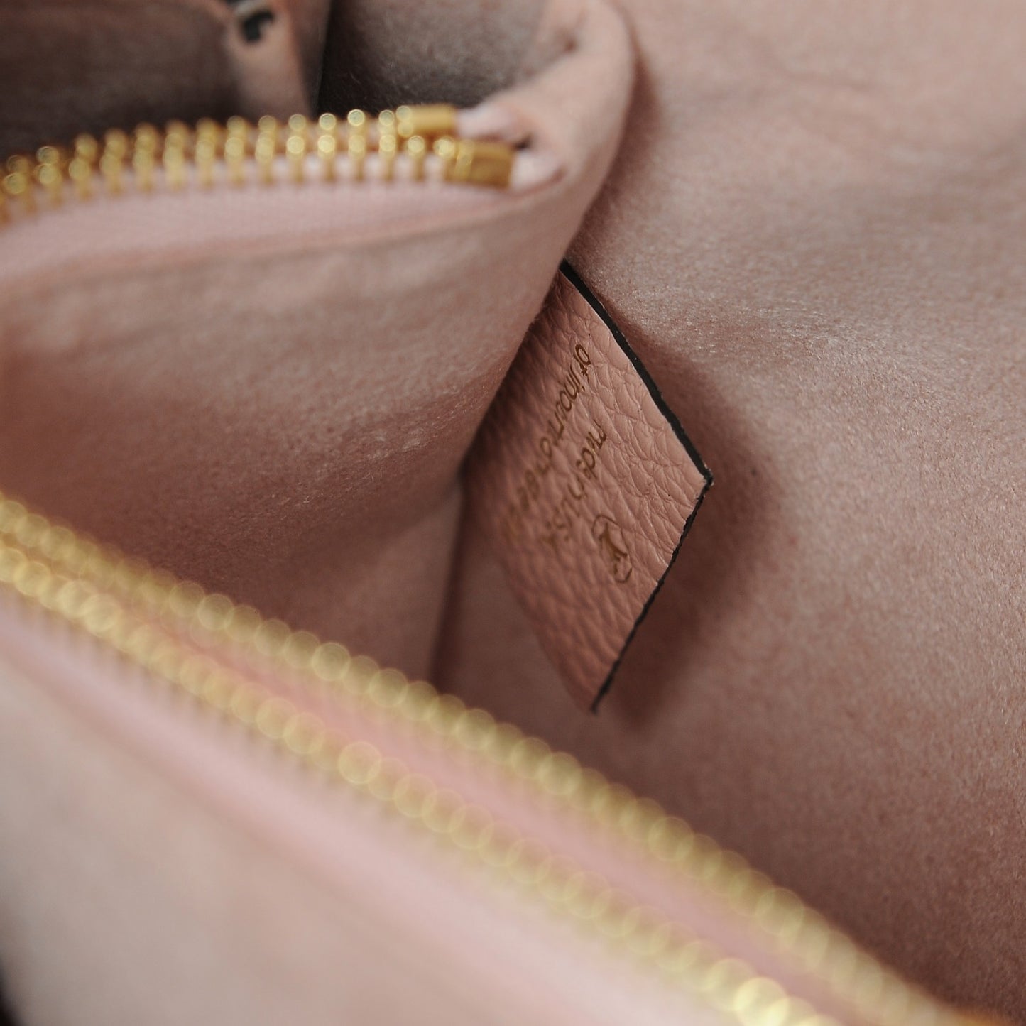 Damier Ebene Cuir Taurillon Wight Magnolia