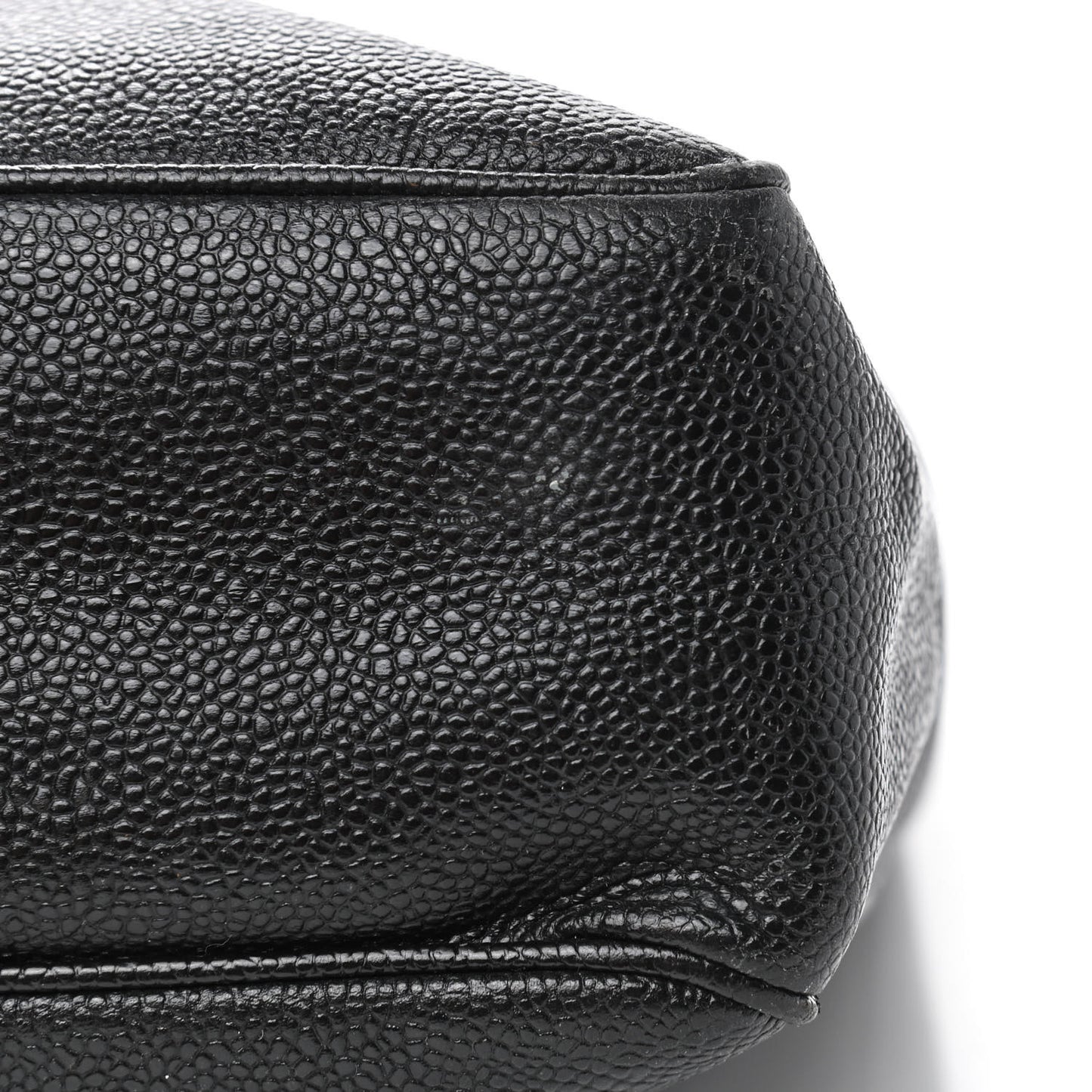 Caviar CC Shoulder Bag Black