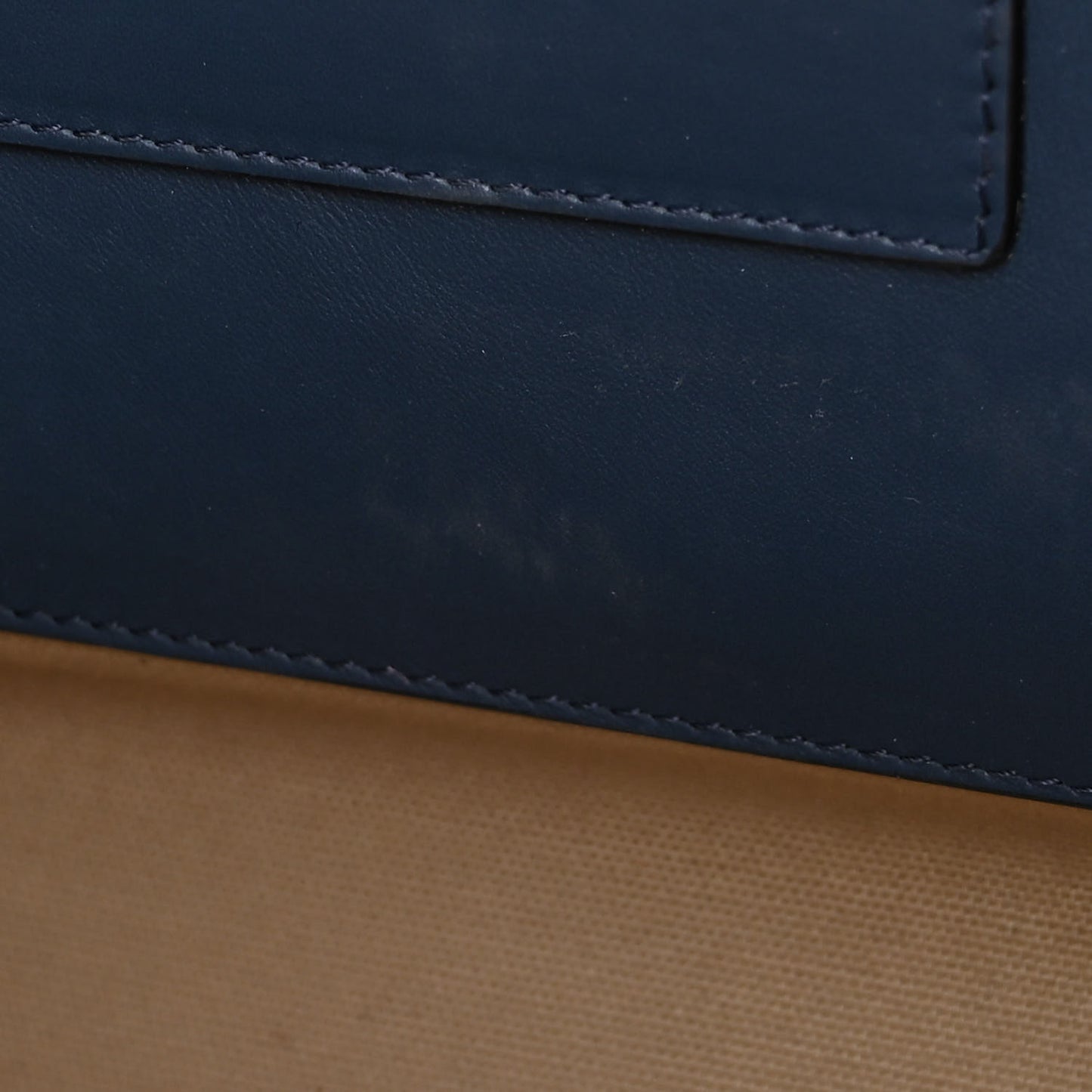 Smooth Calfskin Medium Soft Antigona Midnight