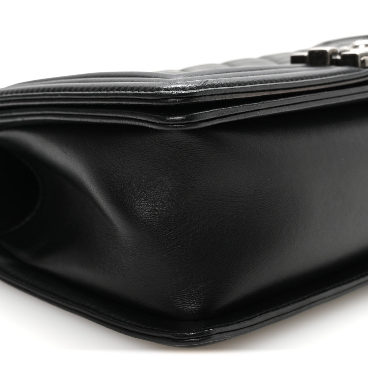 Lambskin Quilted Medium Boy Flap Black