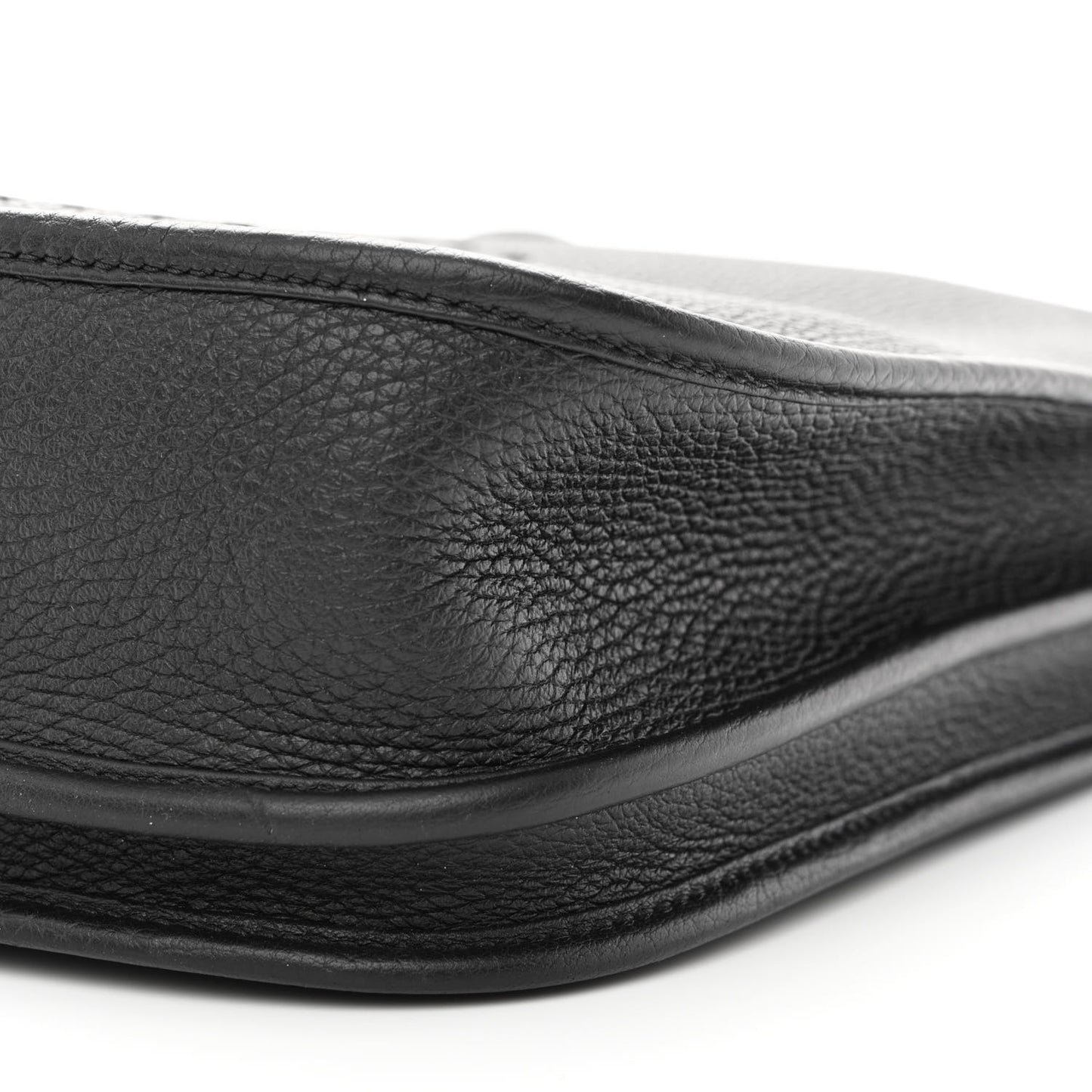 Taurillon Clemence Evelyne III PM Black