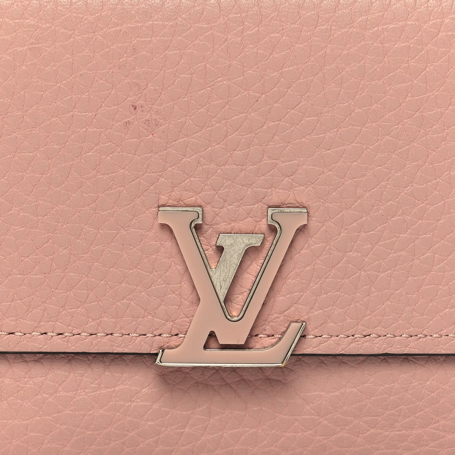 Taurillon Capucines Compact Wallet Magnolia