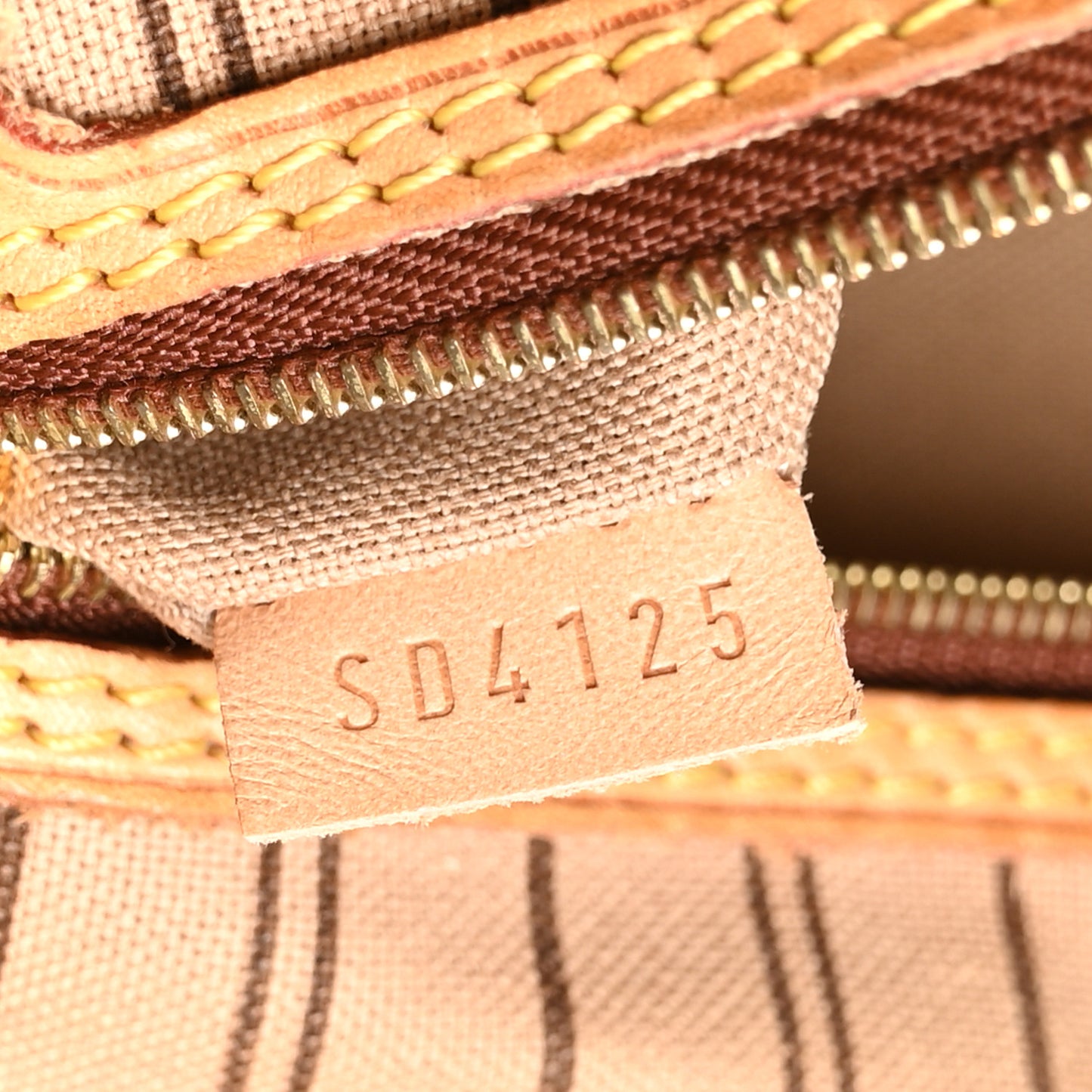 Monogram Delightful MM