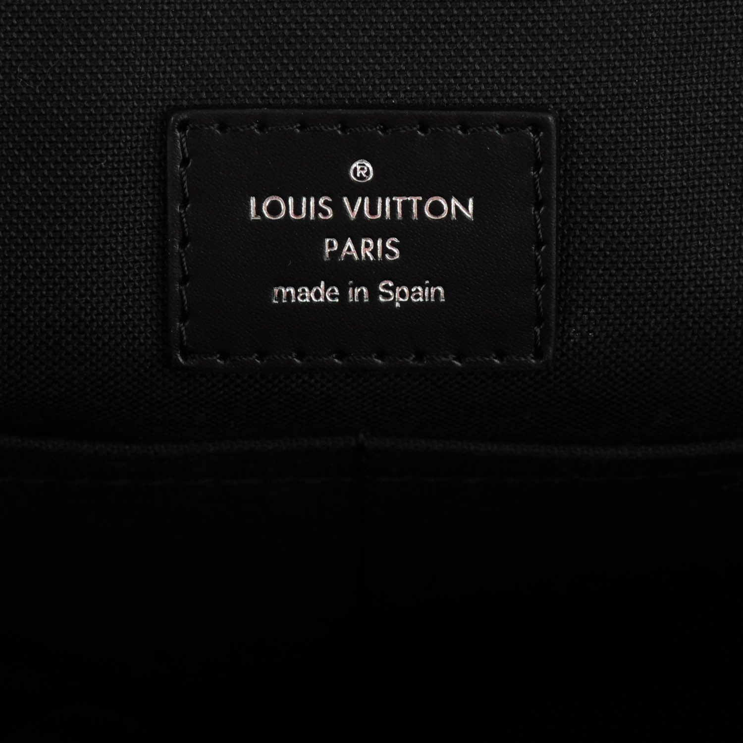 Louis Vuitton Damier Graphite District PM 6 of 7