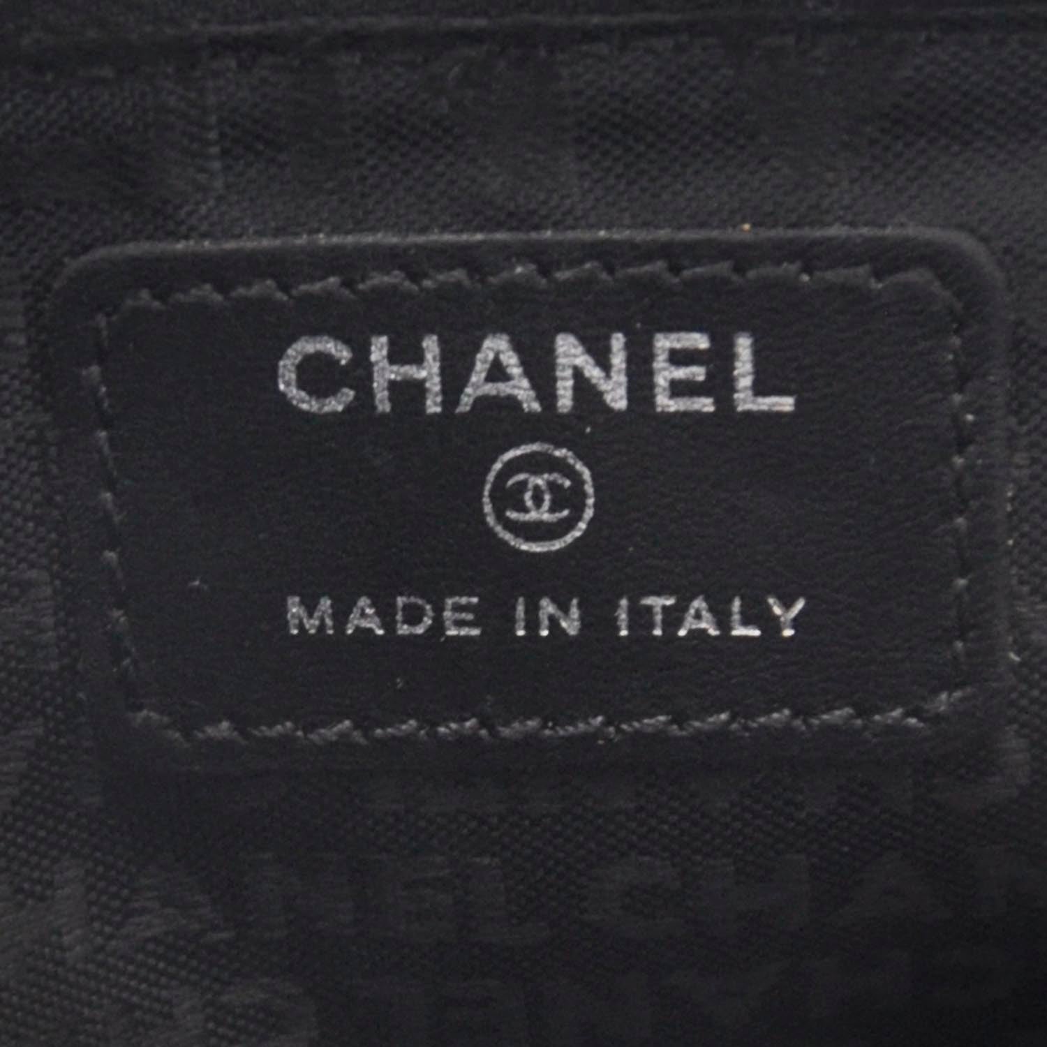 Chanel Patent Diamond Stitched Clutch Bag Black 7 of 8