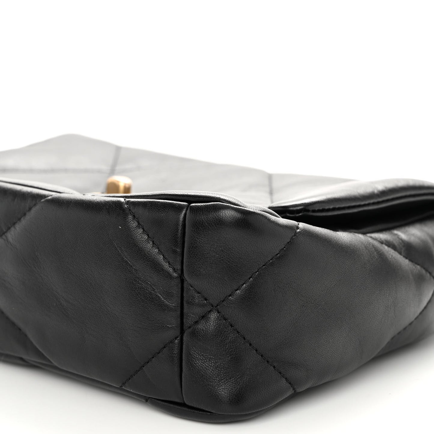 Lambskin Quilted Medium Chanel 19 Flap Black