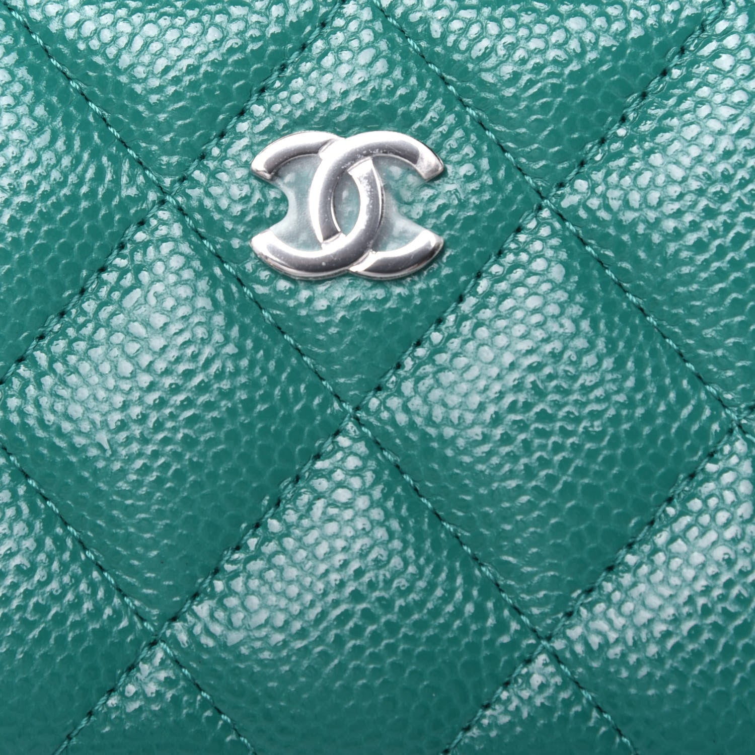 Chanel Caviar Quilted Zipped Key Holder Case Green 14 of 15