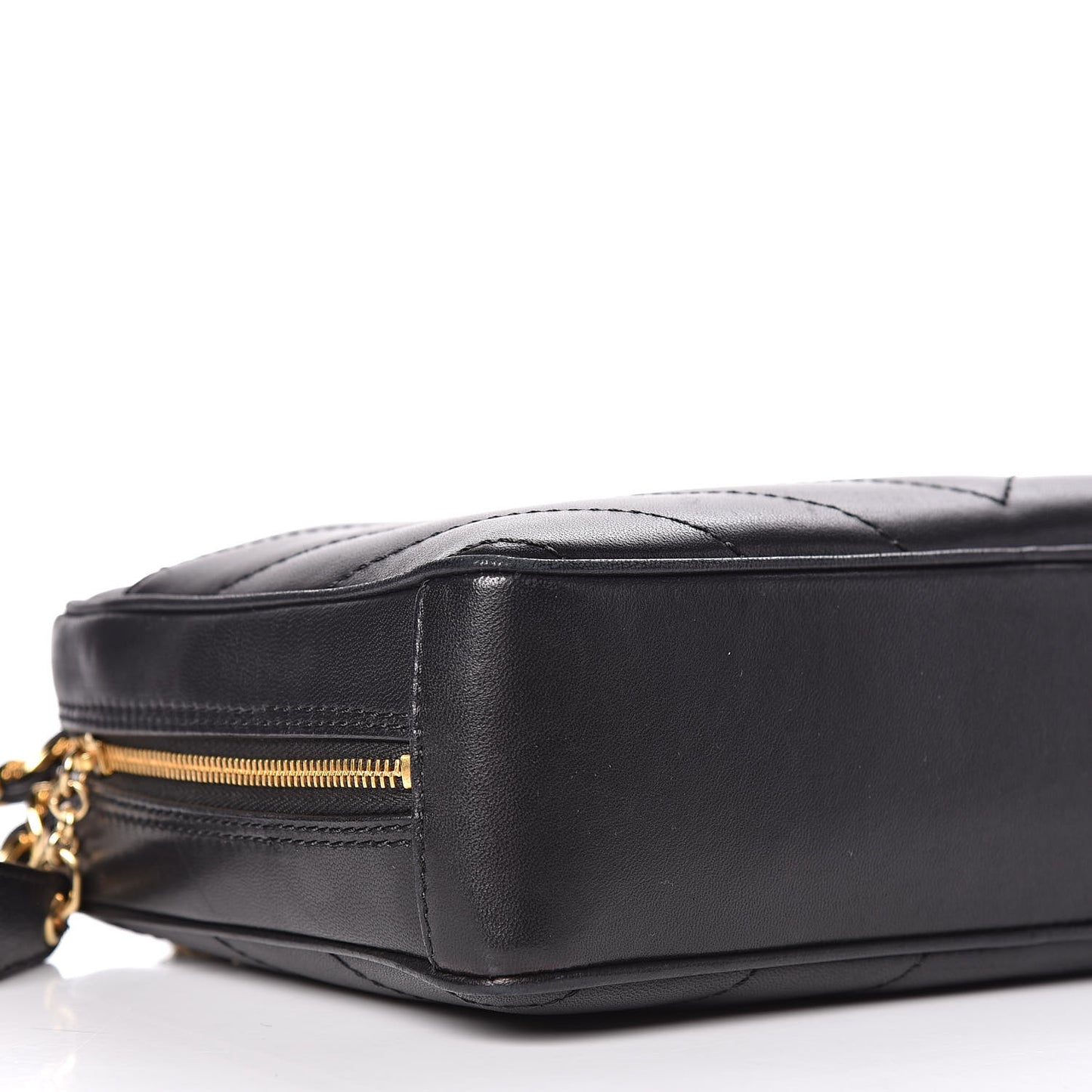 Lambskin Chevron Quilted Camera Case Black