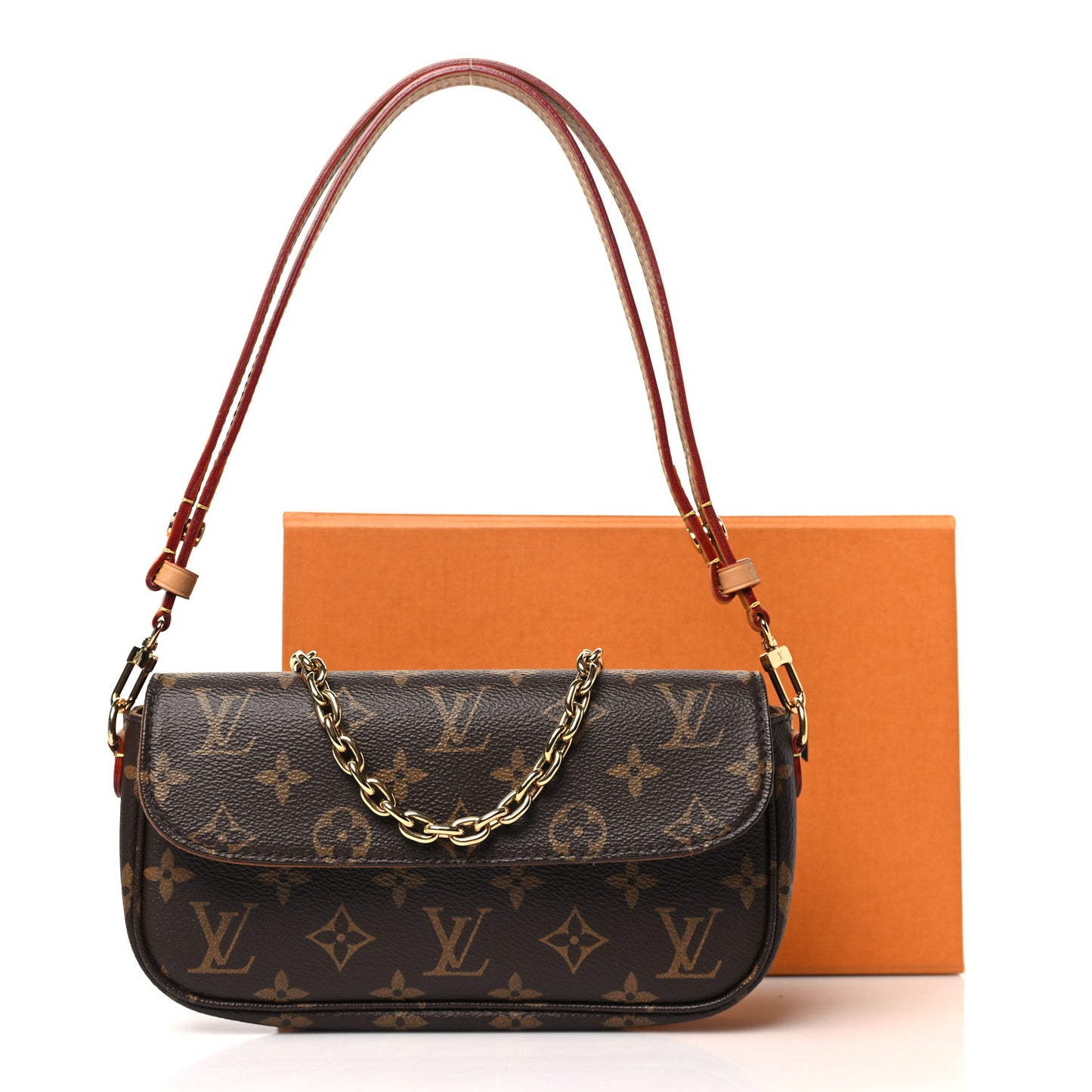 Monogram Ivy Wallet On Chain