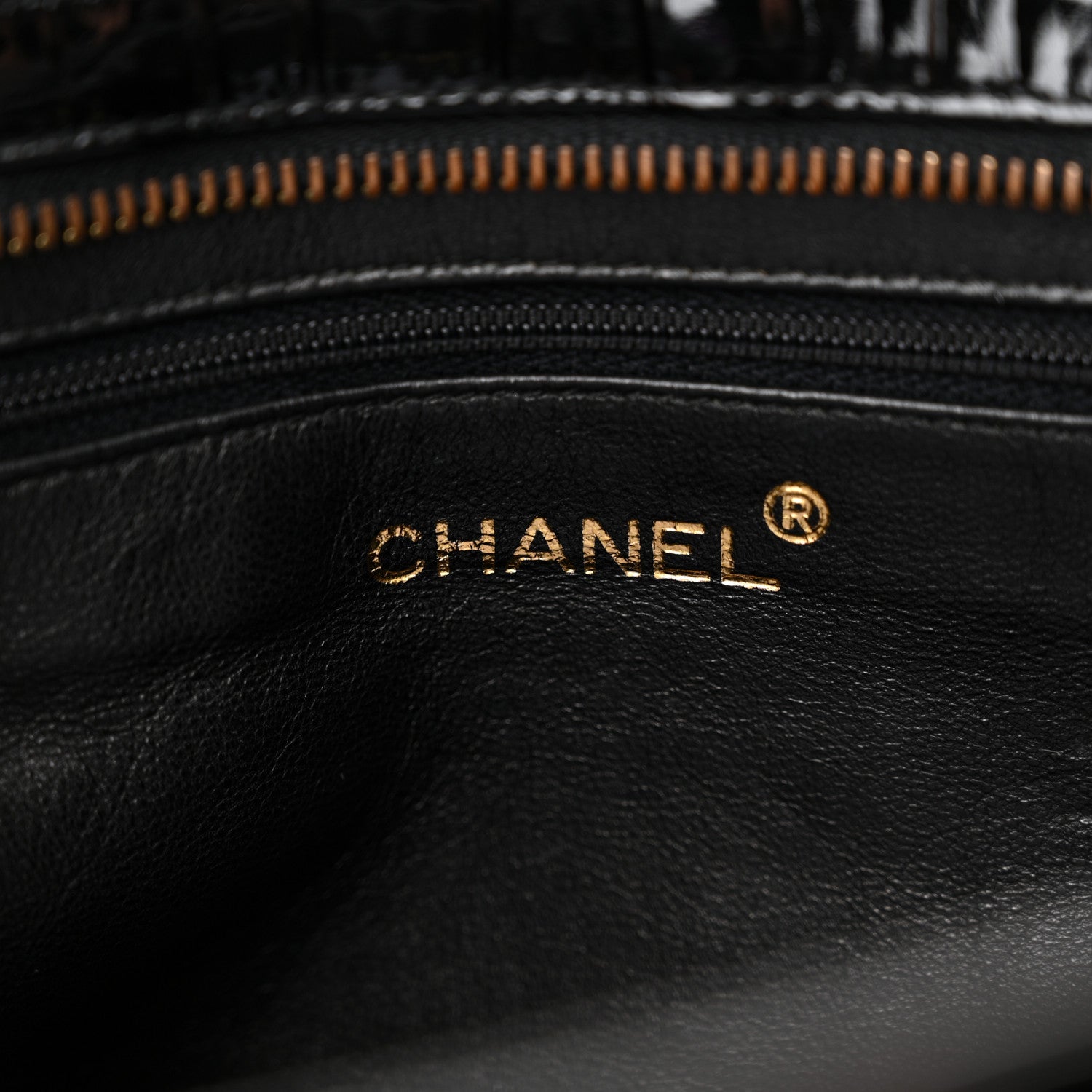 Chanel Patent Quilted CC Shoulder Bag Black 7 of 15